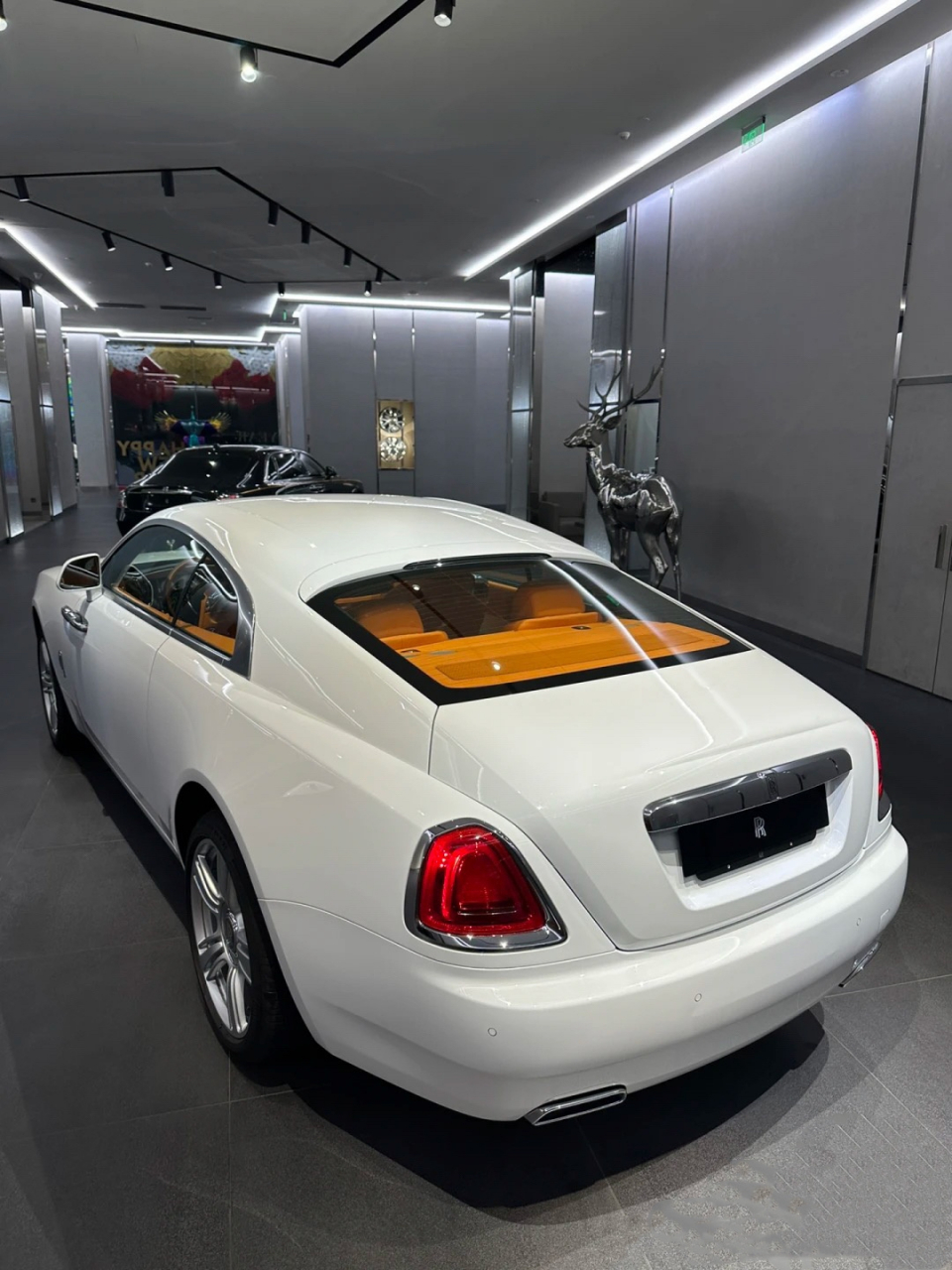 水晶漆的魅影挺稀罕93 没有一个女孩子会拒绝白色的劳斯莱斯吧08