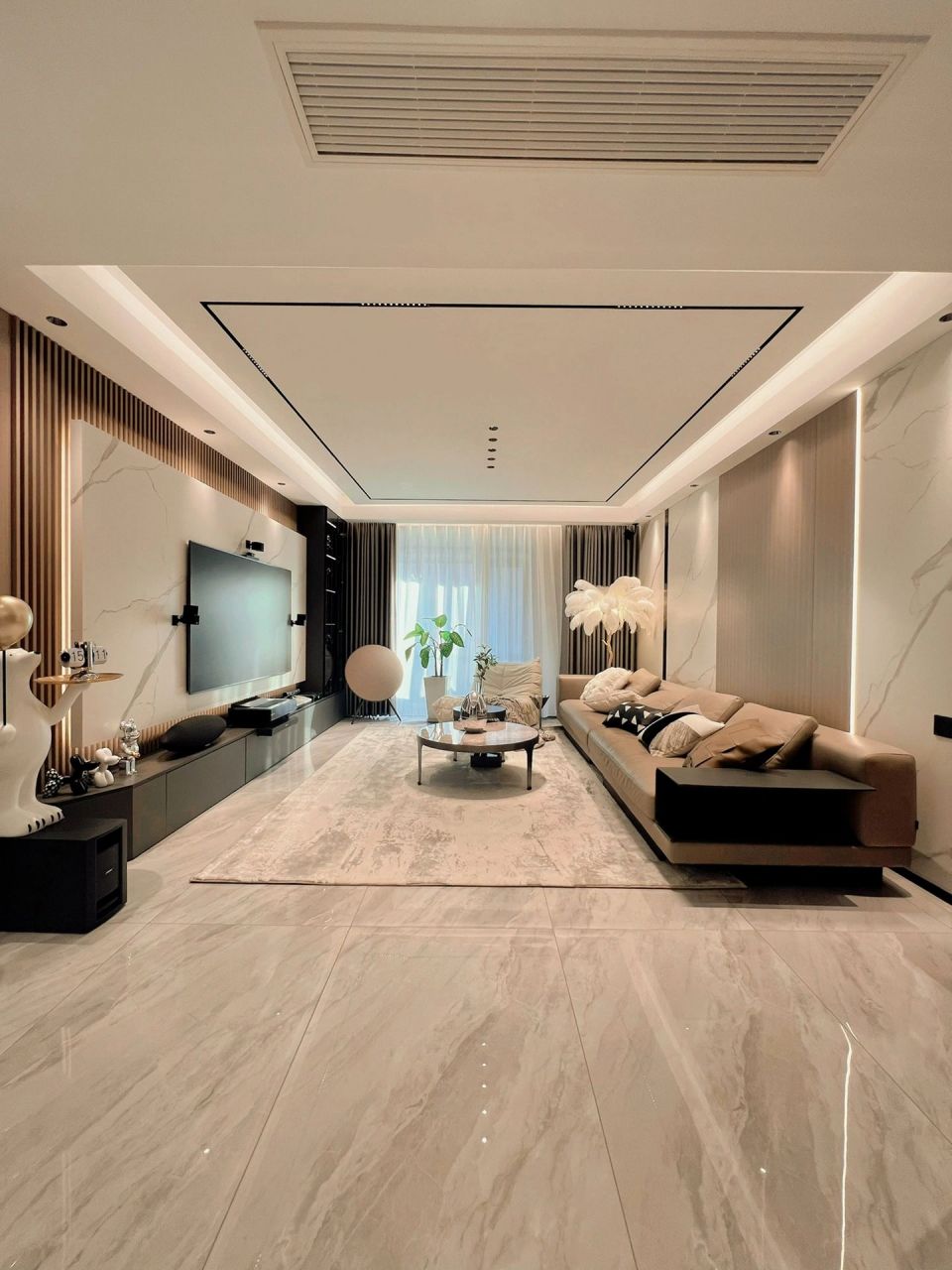 这位天津女主的49㎡小家,采用了意式轻奢风的装修风格,满满精致感和