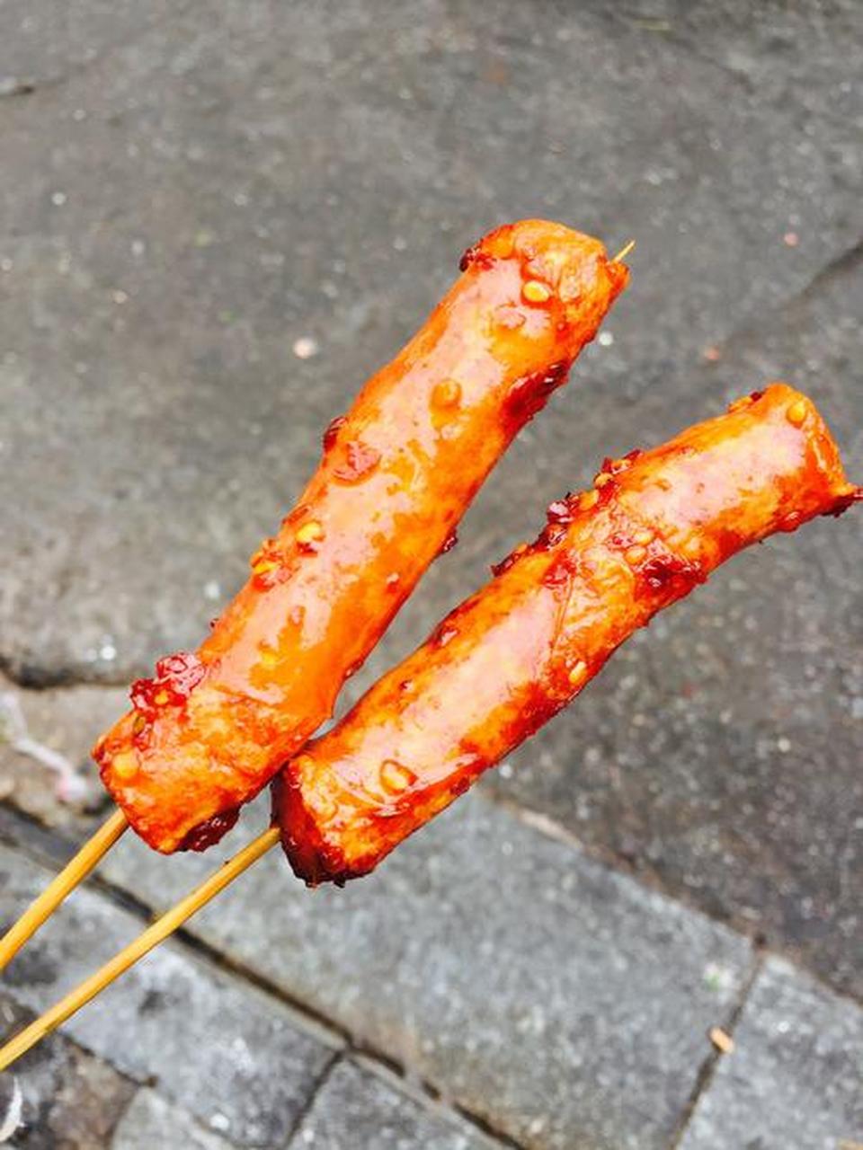 美食教程#冬瓜山香肠:冬瓜山香肠是湖南长沙著名的一款小吃,和老成吵