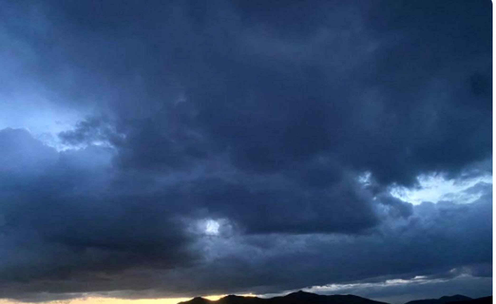 "有位高人在此渡劫"