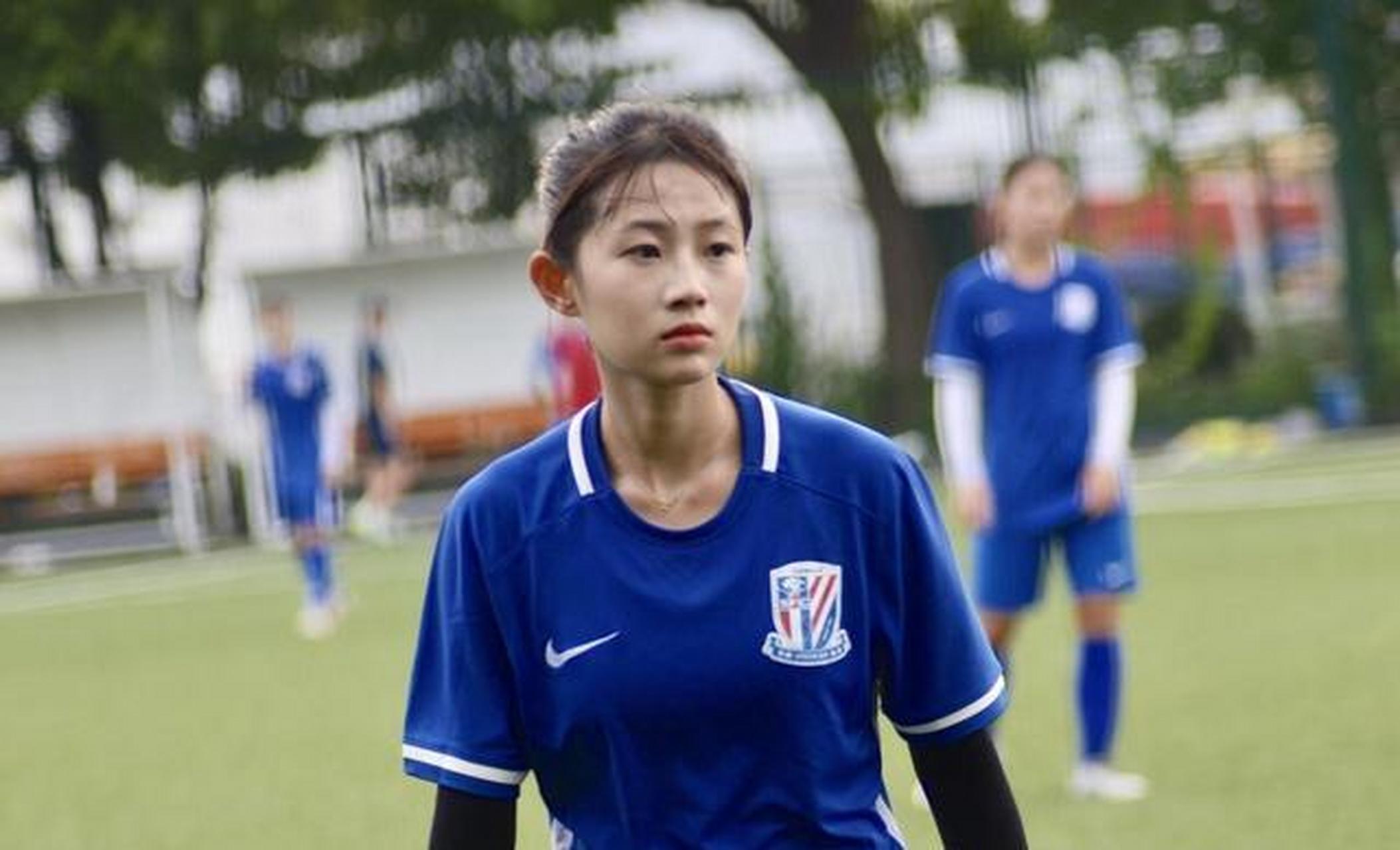女乙联赛上海绿地申花女足美女球员熊熙退役