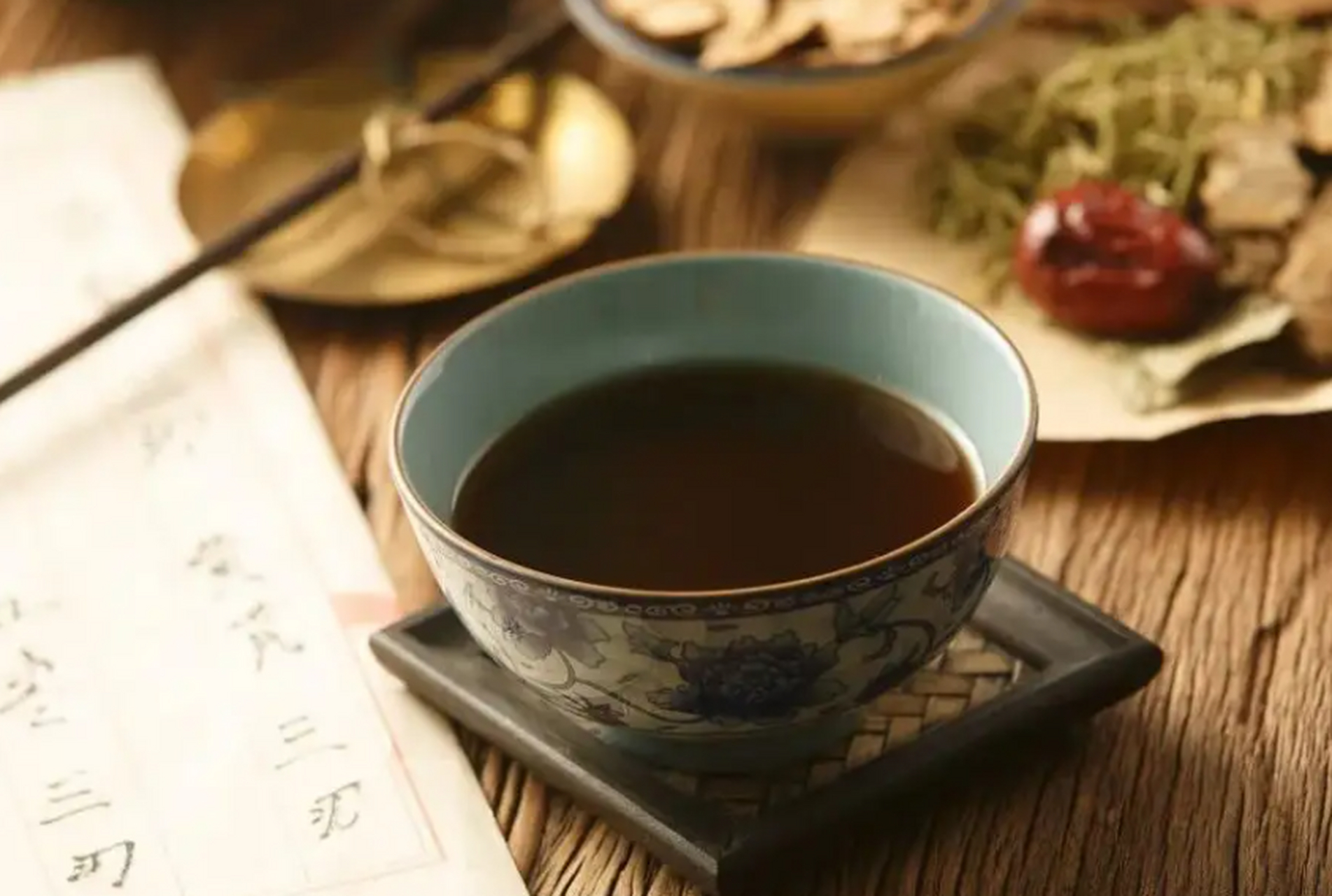 千年减肥古方——大柴胡汤 方剂名:大柴胡汤 方剂组成:柴胡,黄芩,大黄