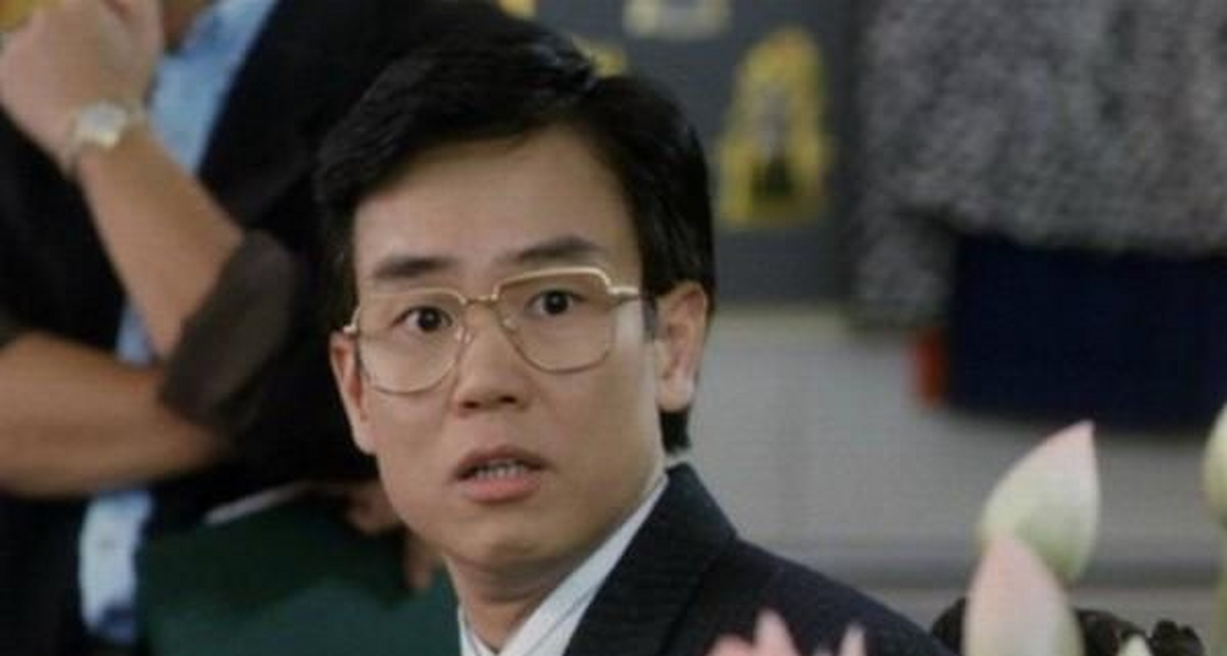 当年,周星驰的片酬只有200万,可是黄百鸣给他打电话邀请他拍戏时