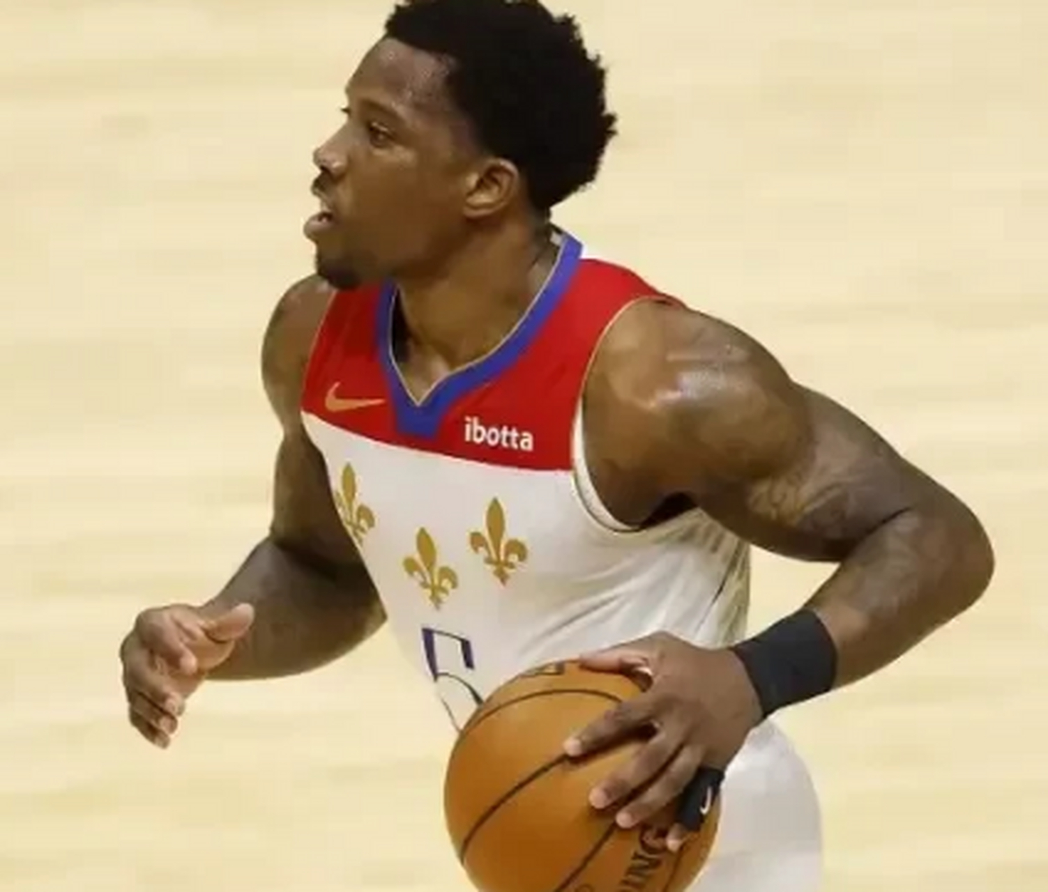 让布莱德索进入鹈鹕队首发其实是一个错误的决策,他本来就是持球型的