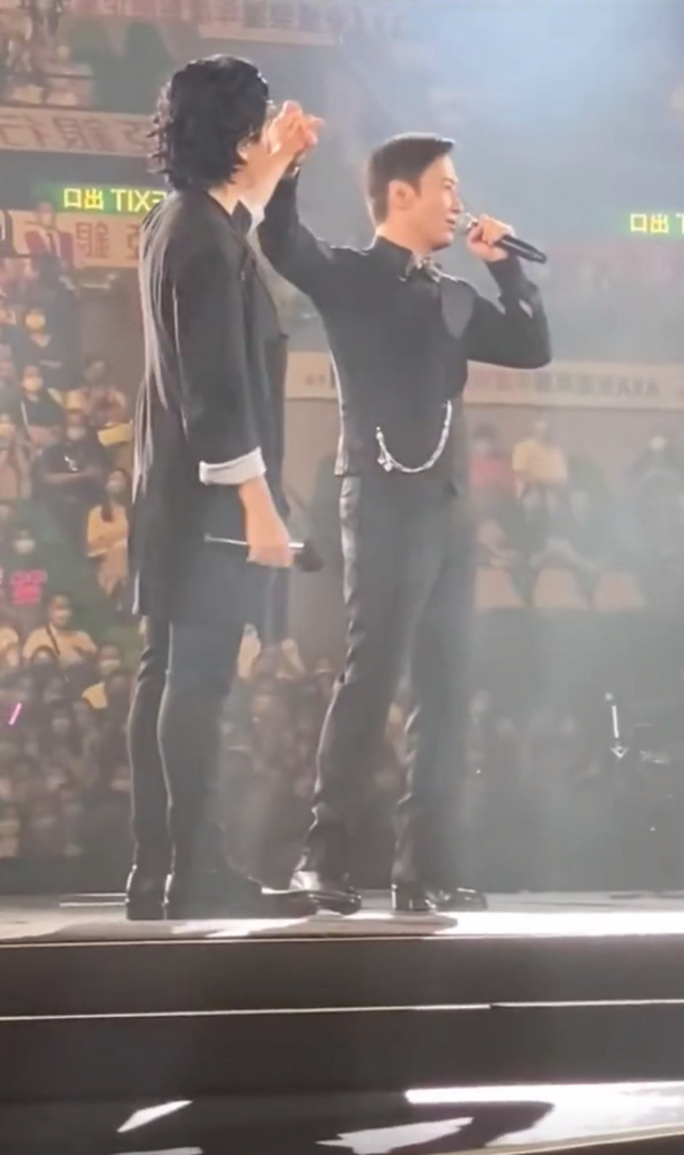 黎明 连续九场个唱,助阵嘉宾不断真是好人缘,郑伊健现身力挺惊喜不已