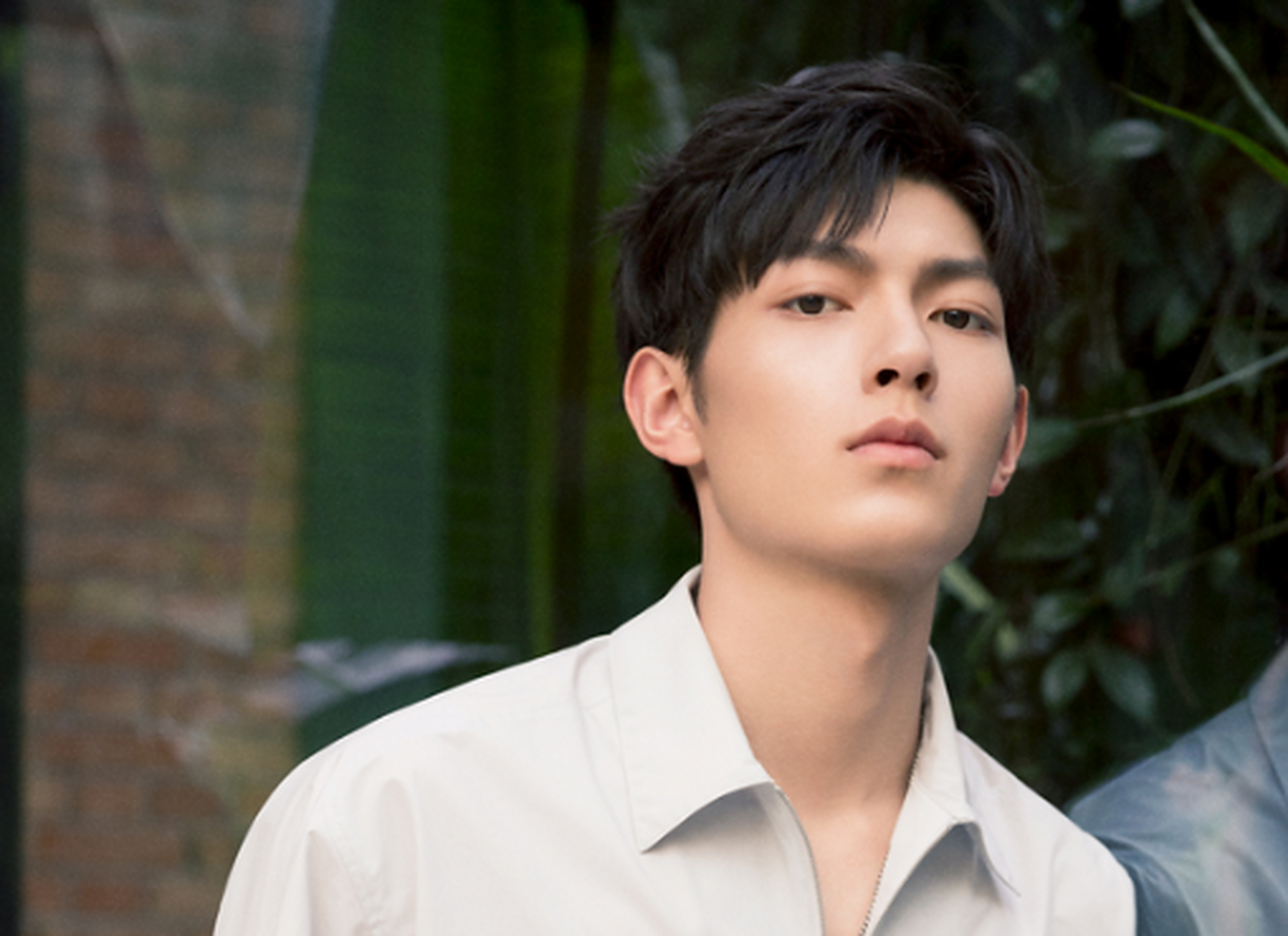 樊治欣就读于北京服装学院,从小的梦想就是当一名出色的模特,所以在