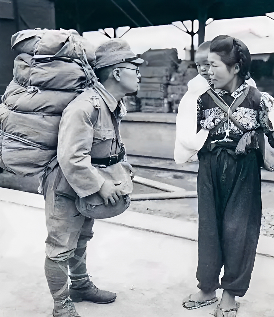 从日本人的身高来看他们的身高只有一米四左右,但这并不影响他们的