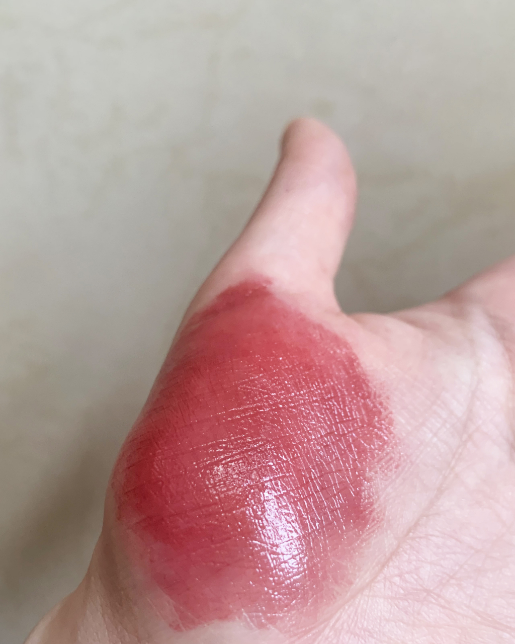 阿玛尼5g黑管 503玫瑰甜茶 #潮级玩家# 来po波适合夏日的唇釉试色