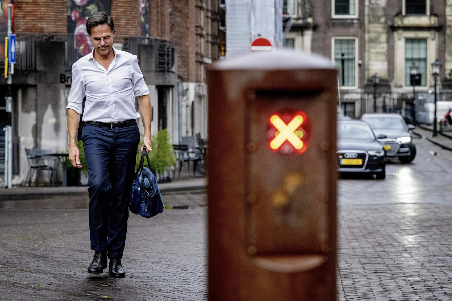 荷兰在位时间最长的首相,辞职了  马克·吕特(mark rutte),现年56岁