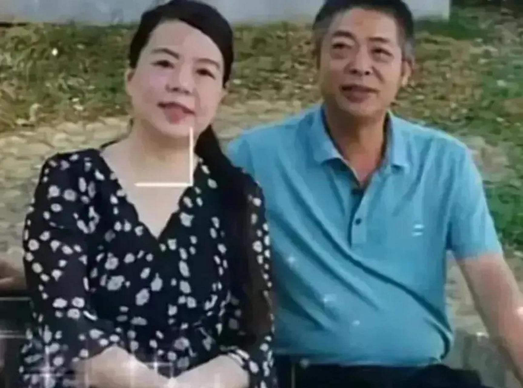 田静郭威和许妈姚爸之间现在相处的情况,柴桑大姐直播时含蓄的说:"