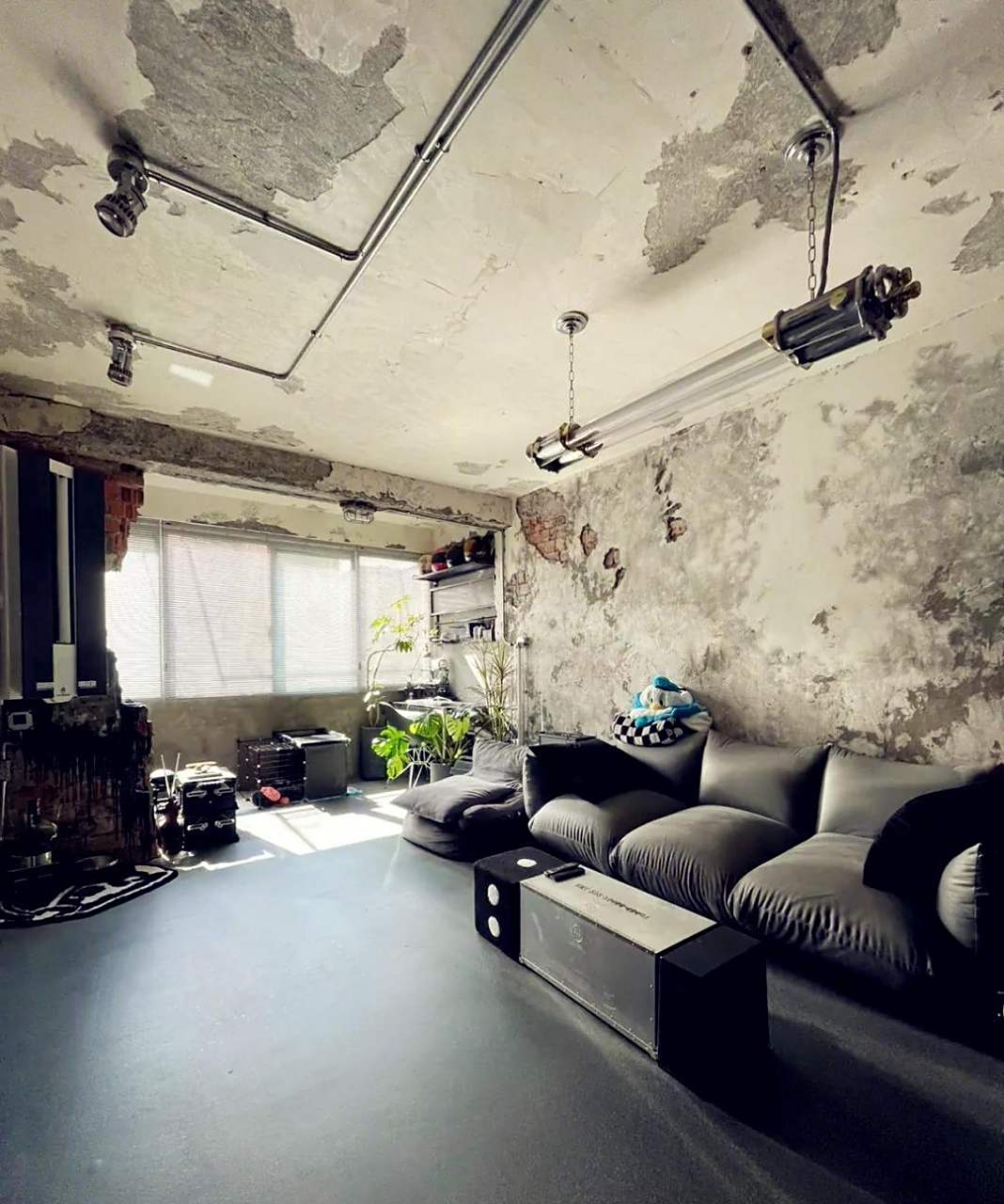 网友:朋友说,这是当下流行的叙利亚风格!