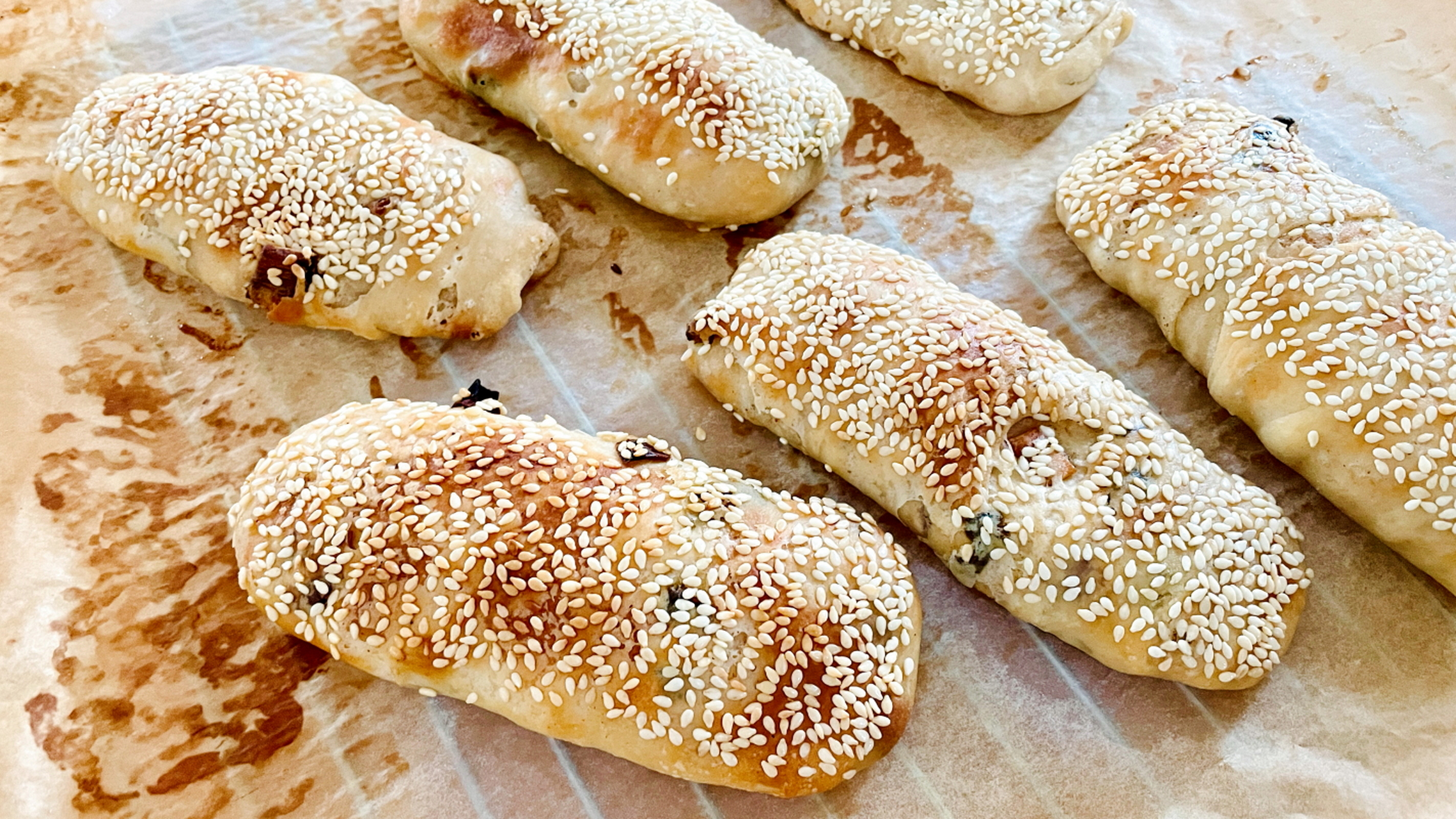 老外也喜欢淮南油酥烧饼 3月初家庭聚会上做的油酥烧饼两个外孙都没有