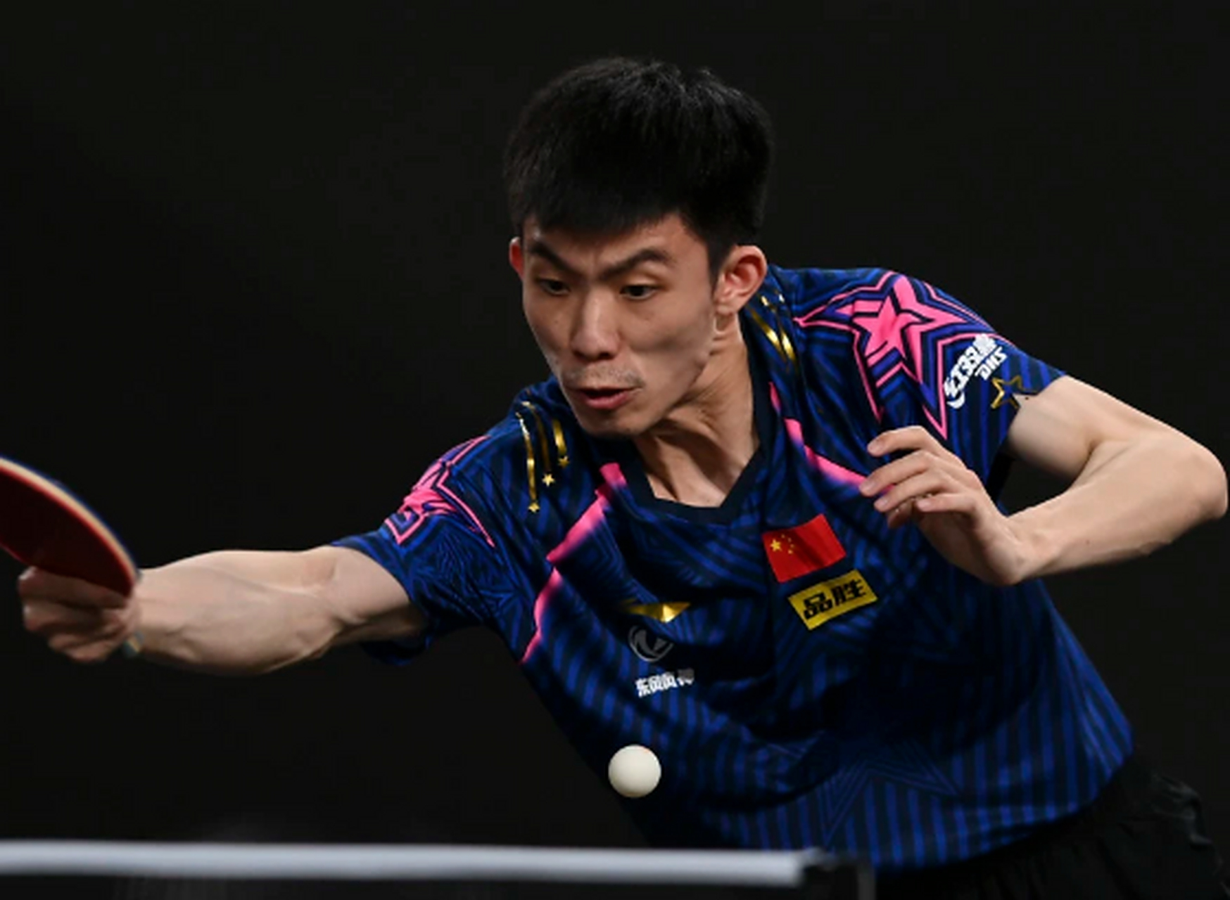 成都大运会:周恺展现综合竞争力,4-2战胜队友徐瑛彬锁定乒乓球男单