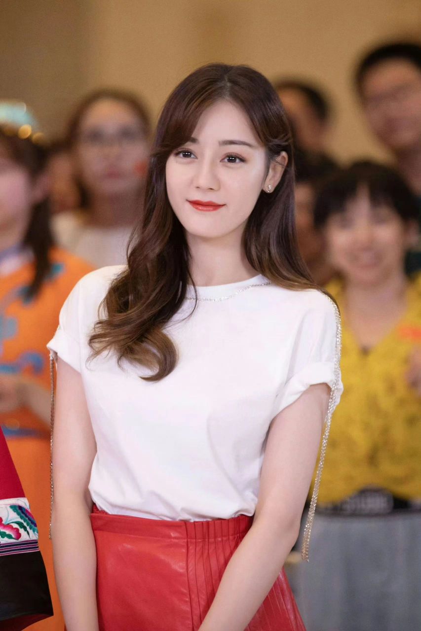 中国公认的十大影视圈顶级美女  第一名:杨颖 第二名:杨幂 第三名