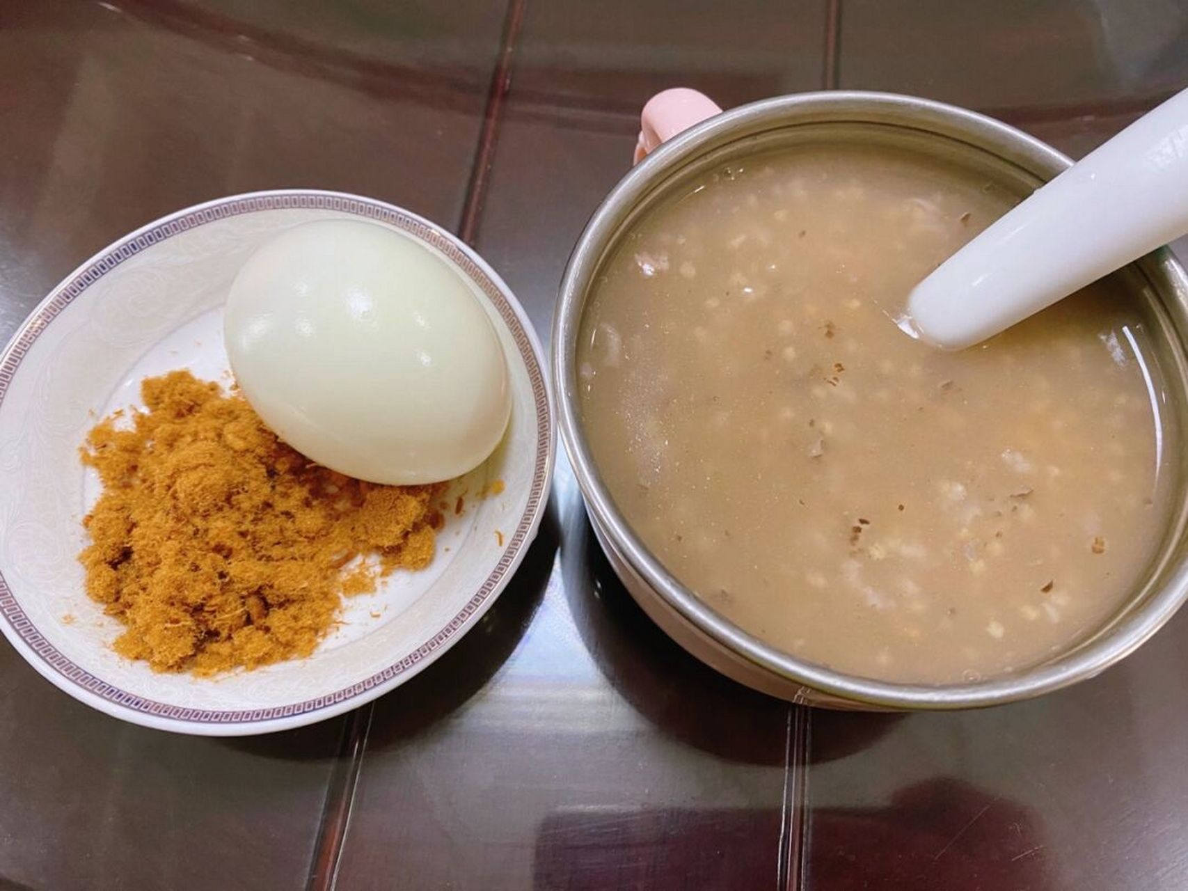 黑燕麦小米枸杞籼子粥 早餐籼子粥真的是标配呀.