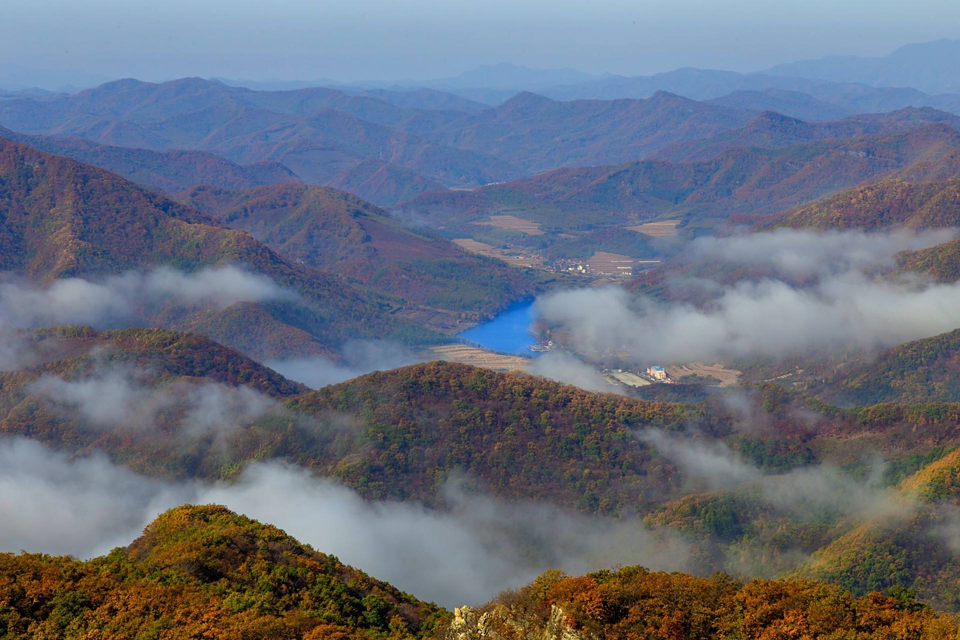 网红打卡地辽宁杠杠滴# 曲再兴:大牛沟云海 宽甸县摄影家协会