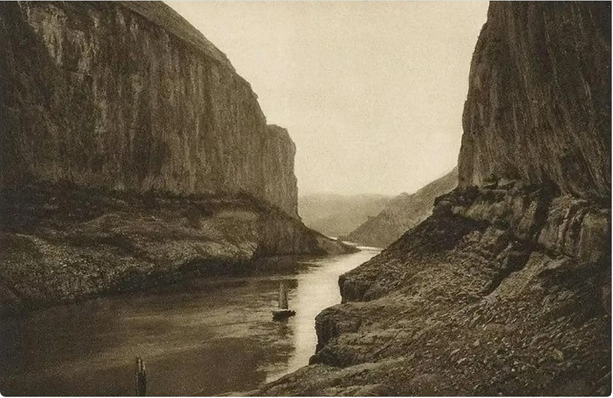 美国摄影师恩斯特·柏石曼1906年拍摄的长江三峡照片,让大家有幸能