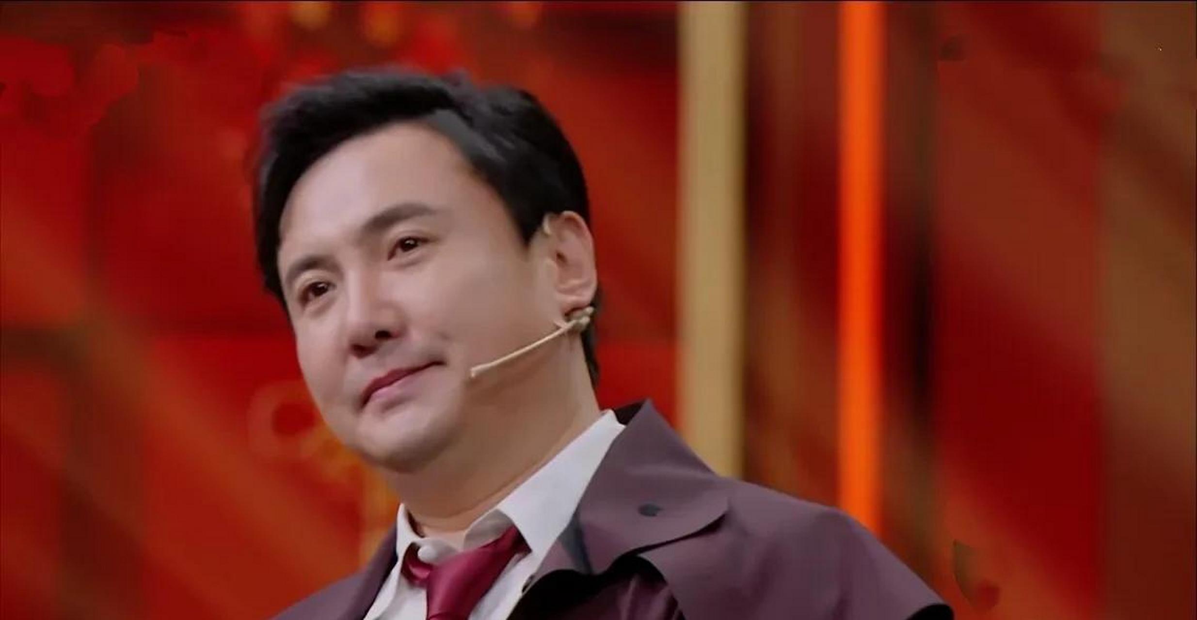 gif创作人# 沈腾能红成这样不是因为他演技好,他看到吴孟达出场立刻