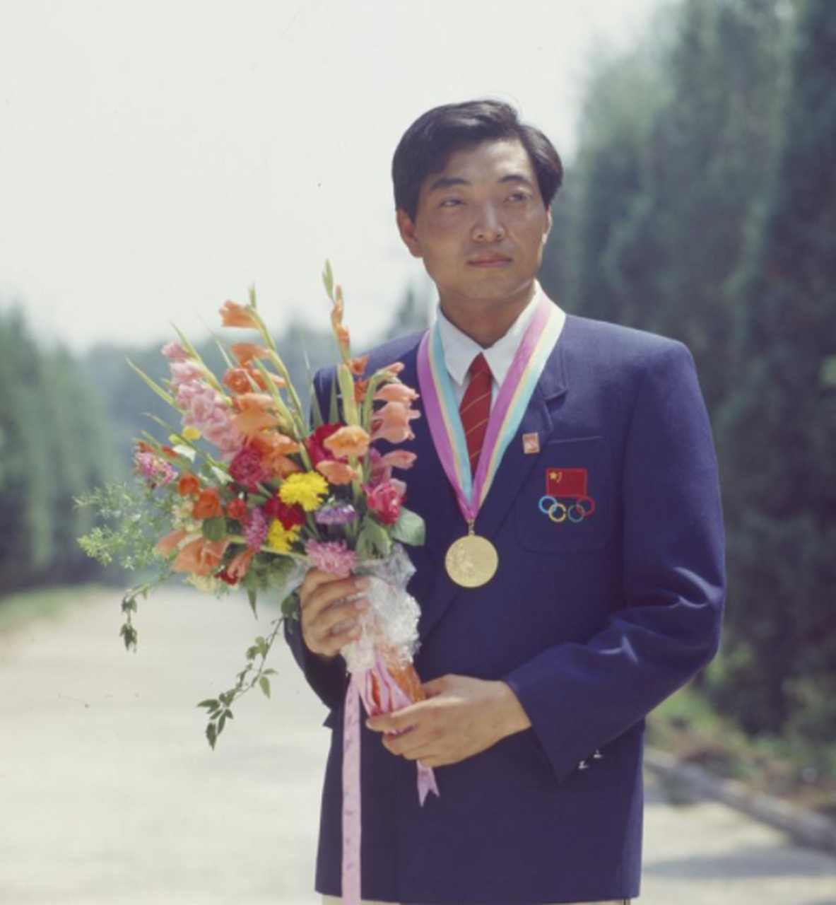 1984年7月29日,我国射击运动员许海峰在美国洛杉矶第23届奥运会上夺得