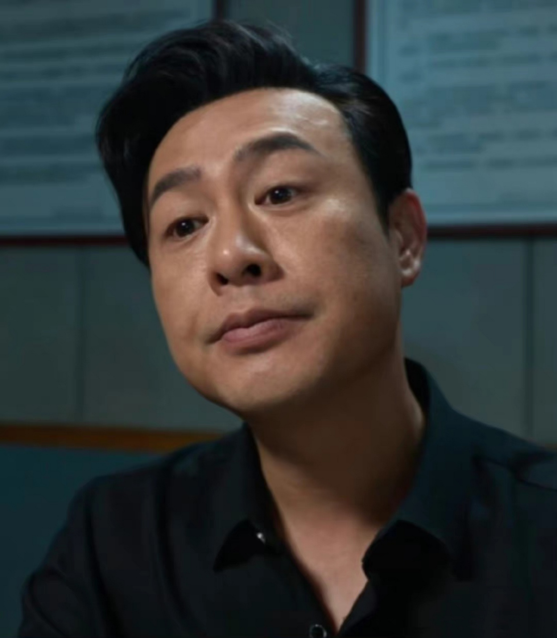 重新看了《乘龙怪婿》,我已经忘记了高启强爱上了贾发.[微笑]