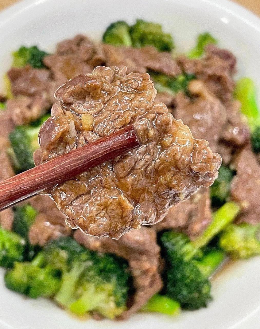 家人们一定要尝尝这个!太爱这个西兰花炒牛肉啦,真的百吃不腻!