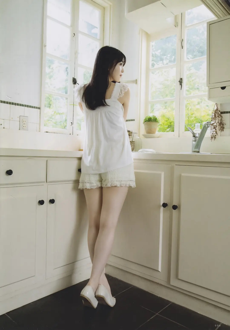 甜美的日本女孩(久保史绪里)