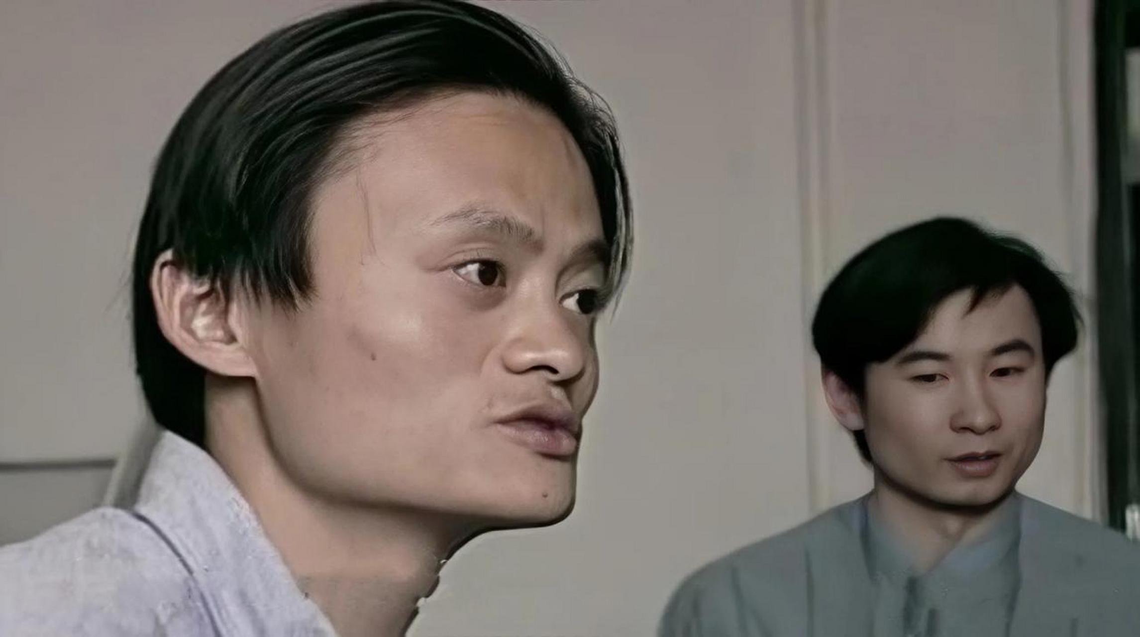 90年代,刚刚开始创业时的马云,从侧颜看,真的是骨骼清奇,天赋异禀.