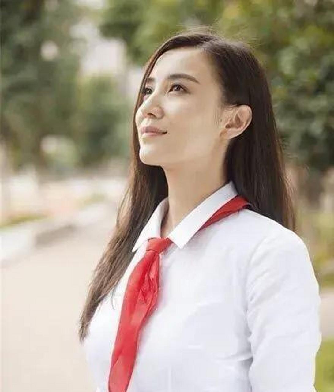 万人迷小宋佳