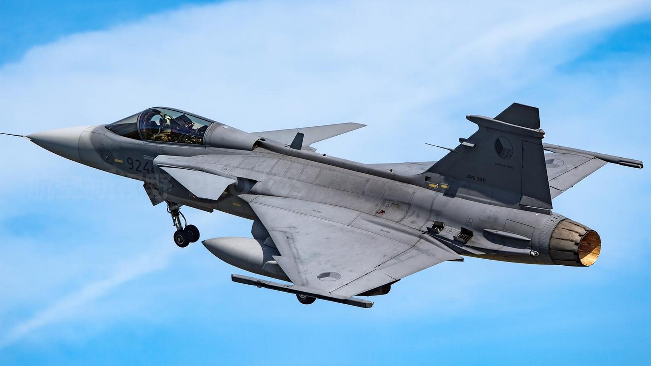 航空新视野#  捷克空军和瑞典空军装备的jas-39鹰狮战斗机,2023年的