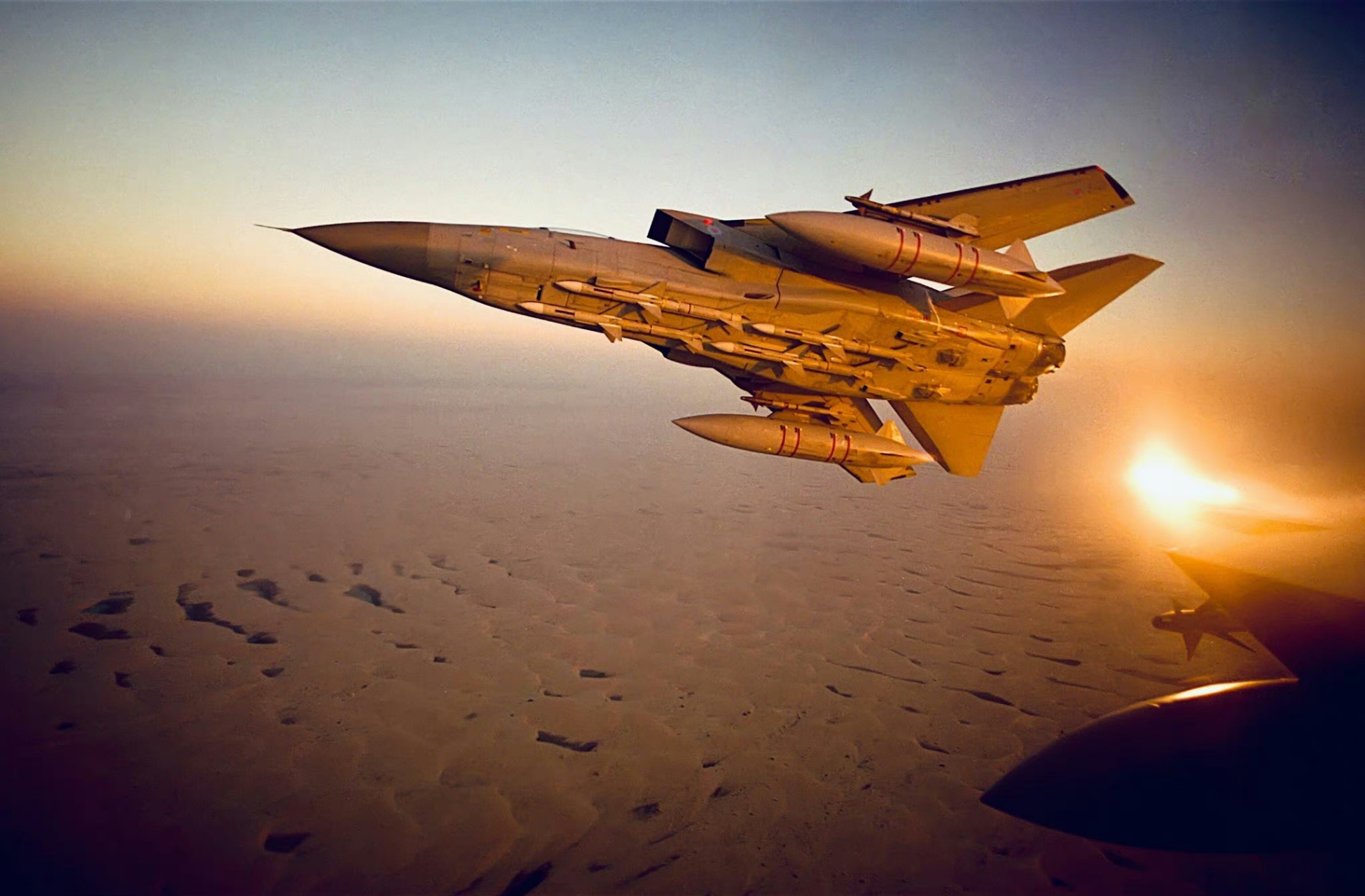 狂风战斗机是英国,德国和意大利联合研制生产的战斗机,主要有3个型号