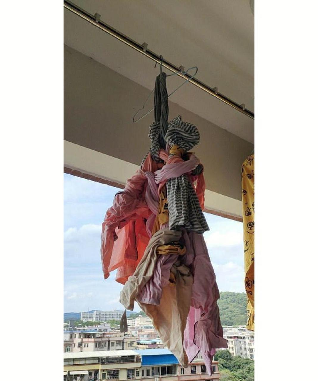 老公晾的衣服,我真是服了 #趣图搞笑