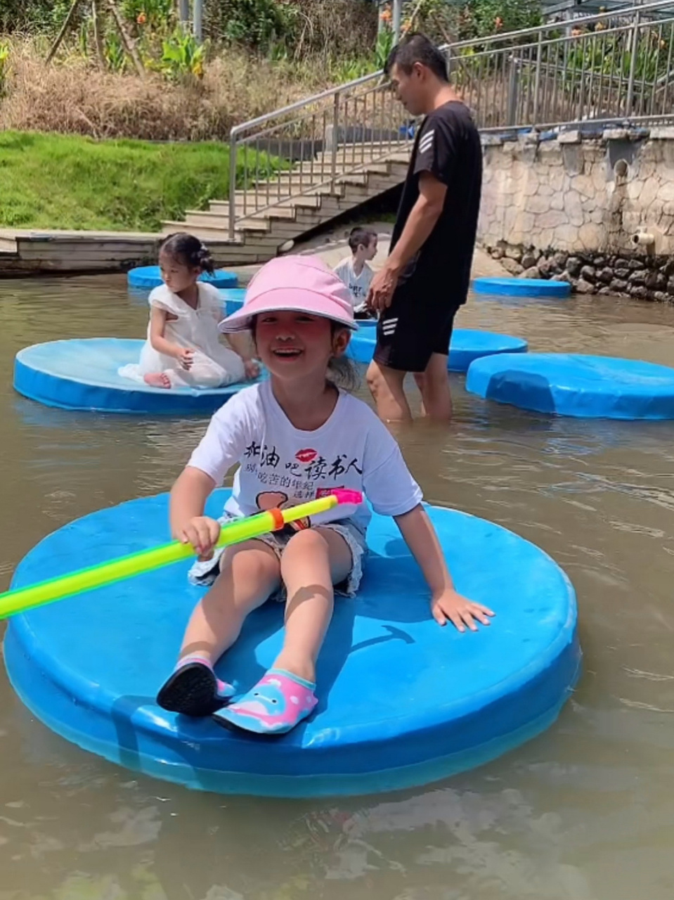每年必打卡的瓷天下海丝精灵谷!趁着假期还剩两天,带孩子去遛遛[?