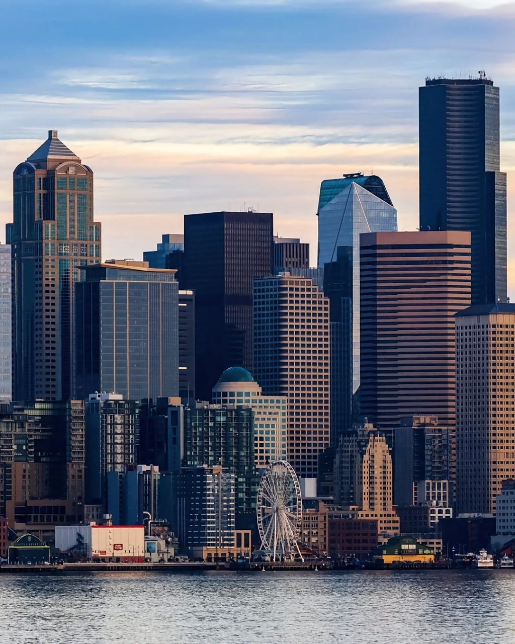 翡翠之城"美国～西雅图  西雅图,都市区人口480万人,人均gdp为9.