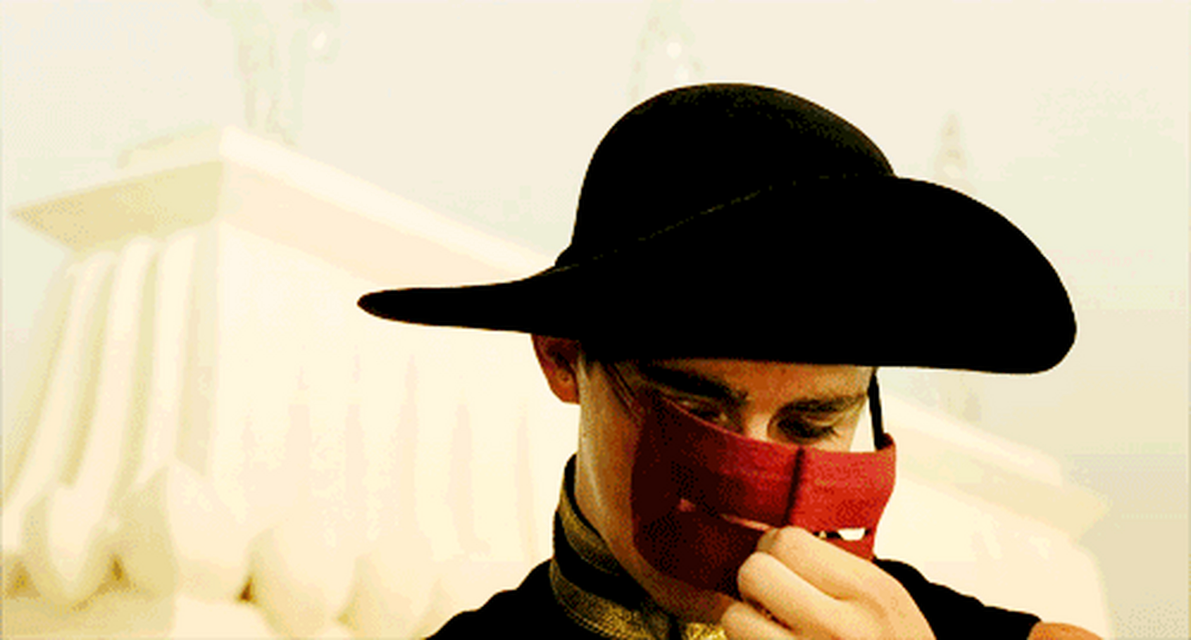 摘下自己的面具,从潜意识找回最真实的自我 活在世上的人每个人都在