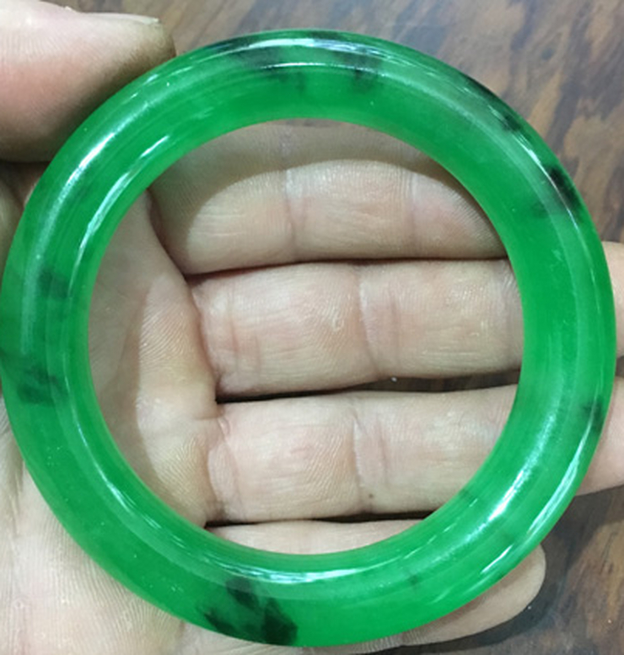 点击头像看直播# #翡翠手镯#鸳鸯镯,是指镯子成对.