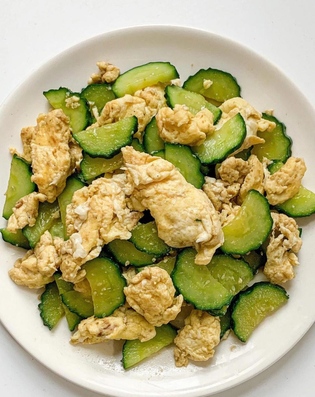 黄瓜炒鸡蛋|100道减脂餐37|五分钟低卡炒菜|||黄瓜对于减脂姐妹都不