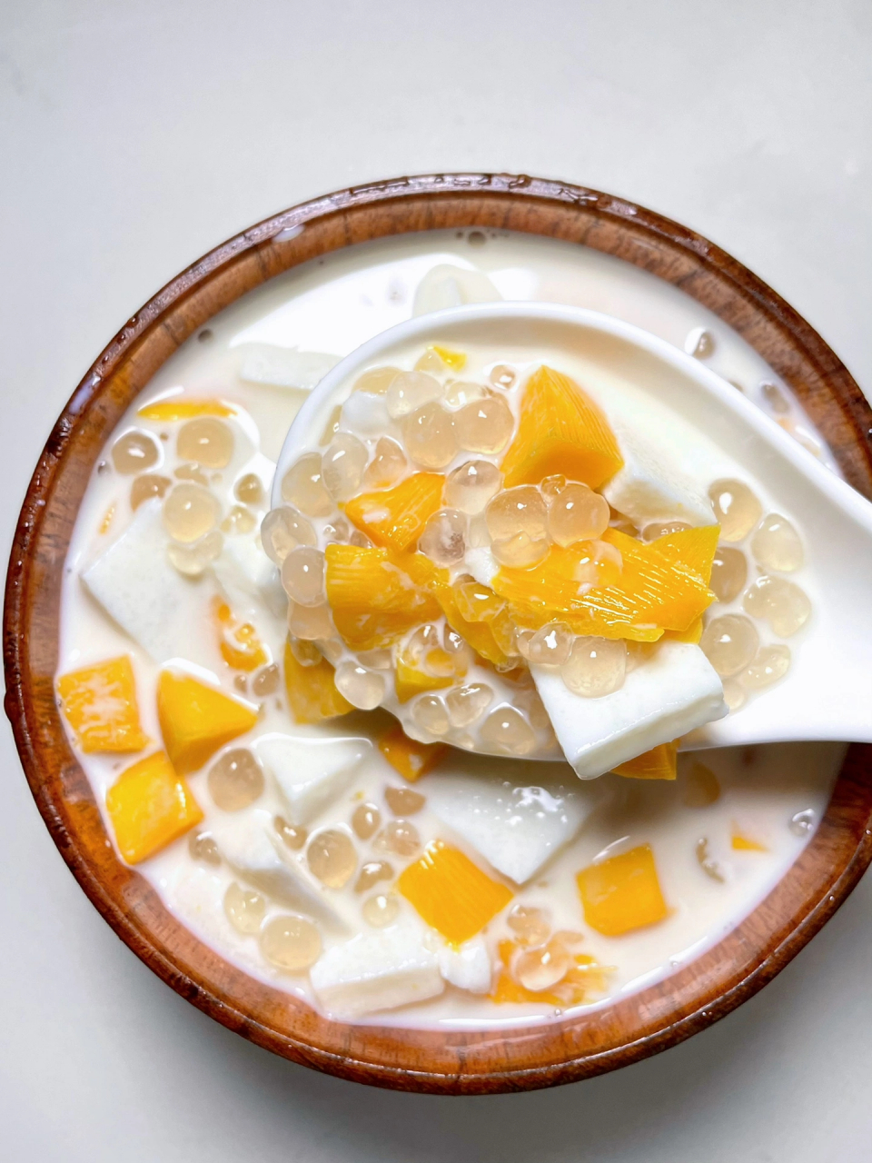 答应我一定要试试这个芒果奶冻西米露!巨巨巨好吃!