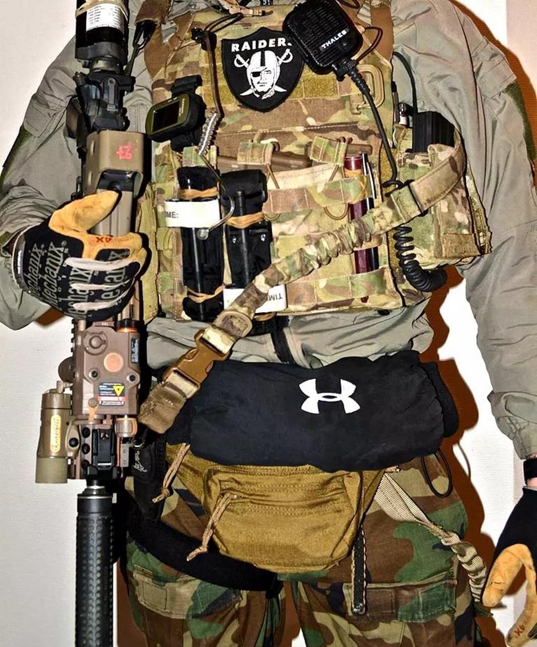 作战部队,特警,雇佣兵上战场时的标配.