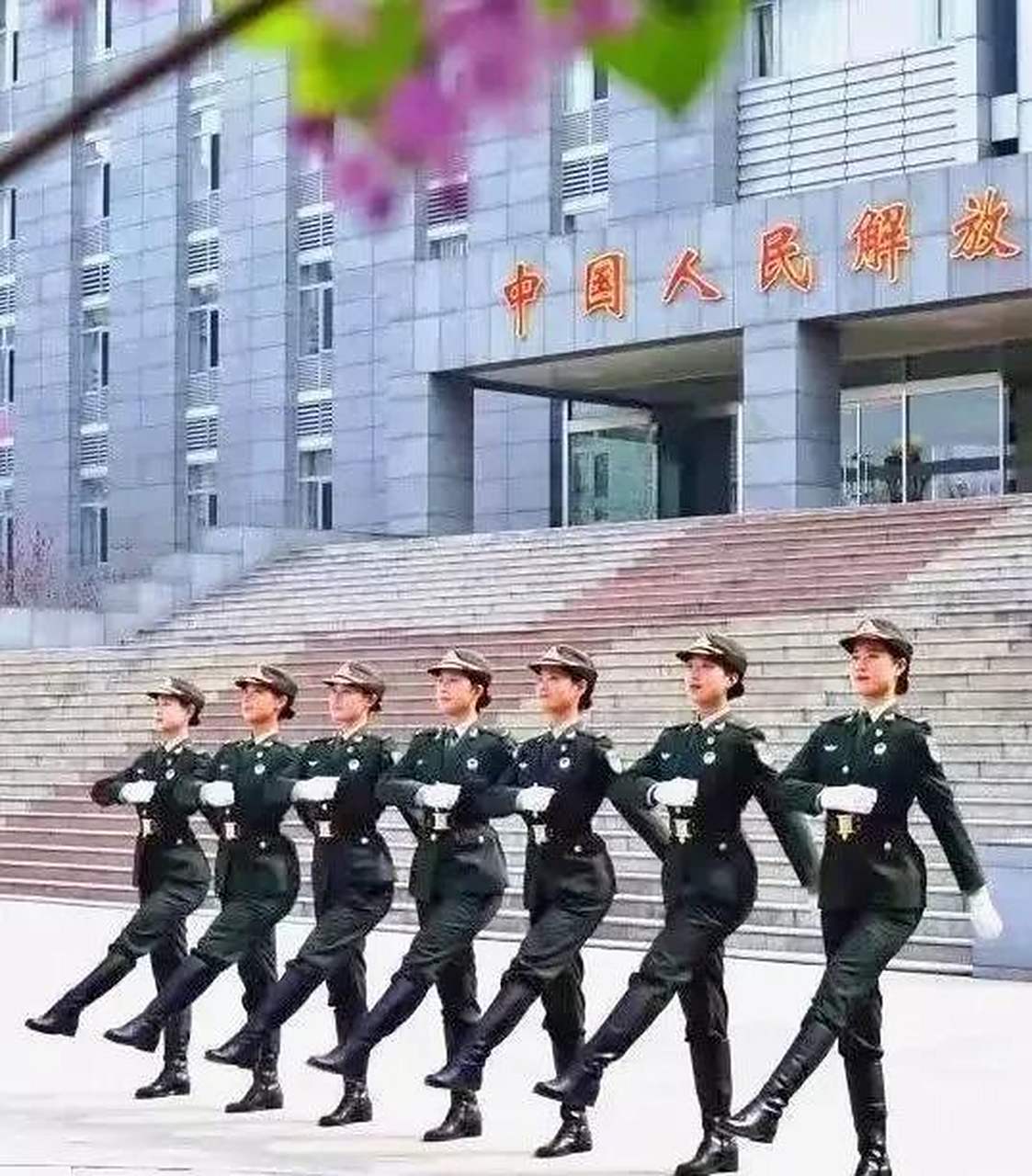 百家号星火计划# 纪实摄影,记录真实 仪仗队女兵队列训练 拍摄时间