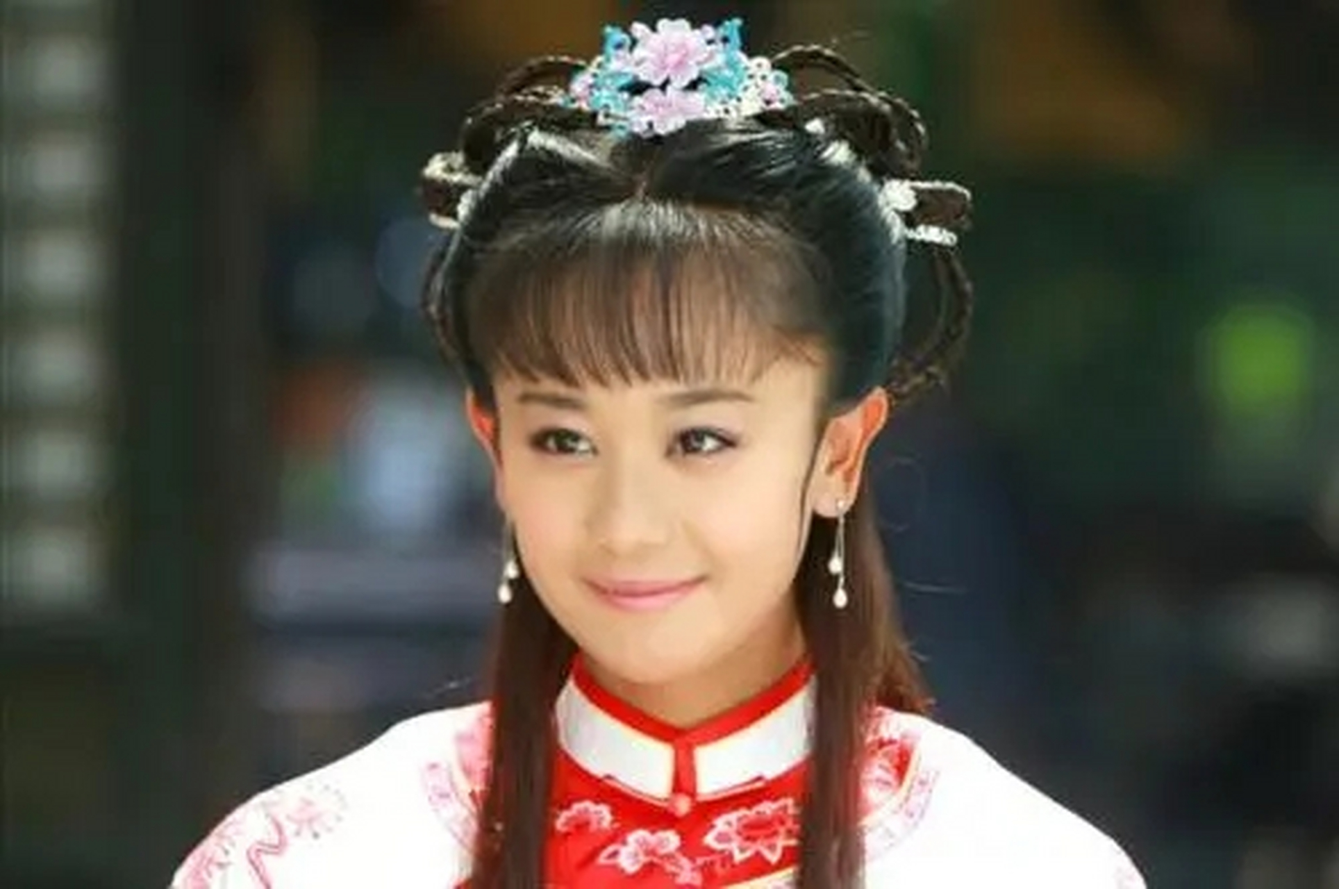 万万没想到,《还珠格格3》"紫薇"扮演者海陆竟然也跑去带货了!