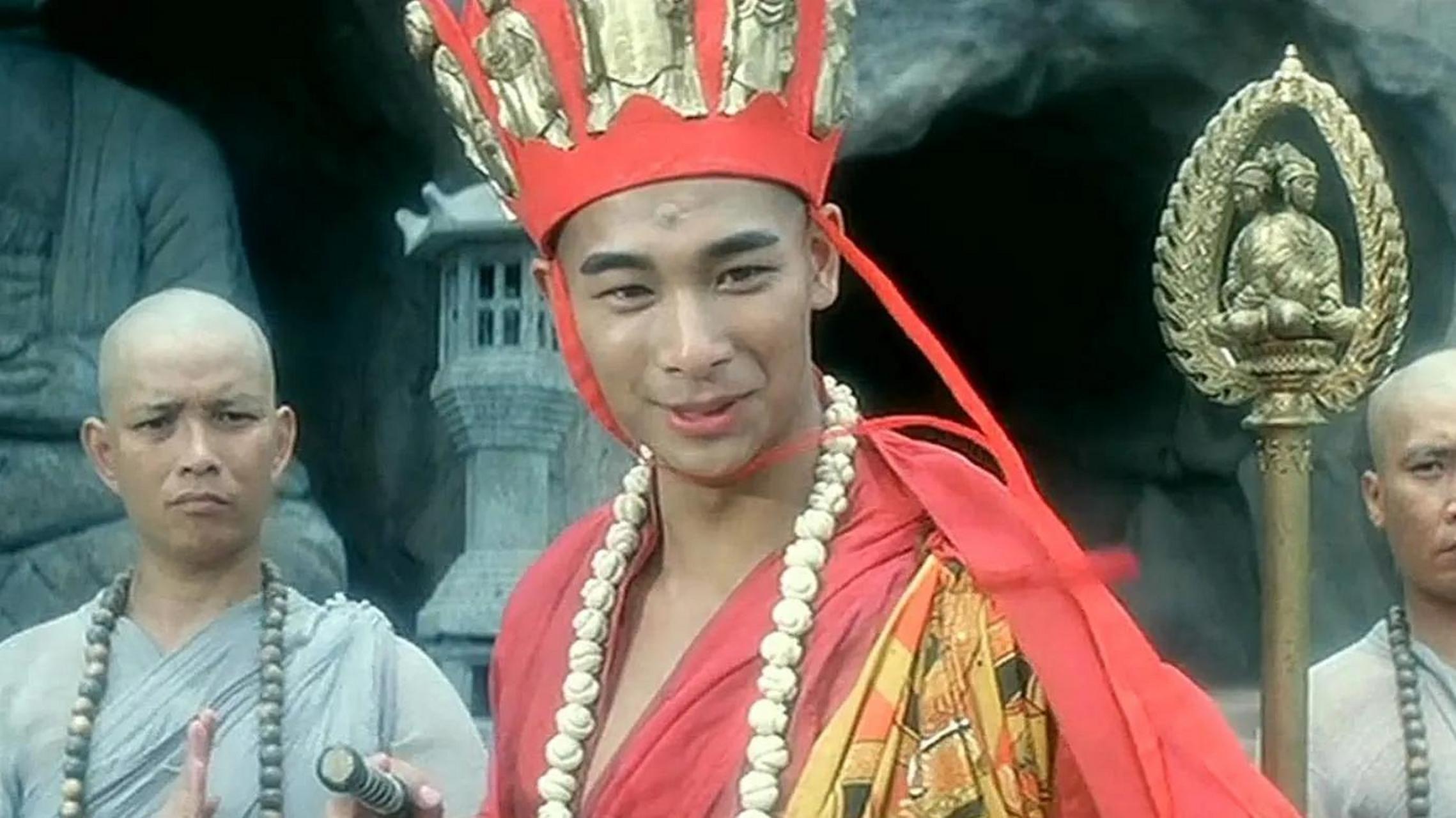 在电影《青蛇》里,赵文卓饰演"法海",那一次念"台词",赵文卓只念"1234