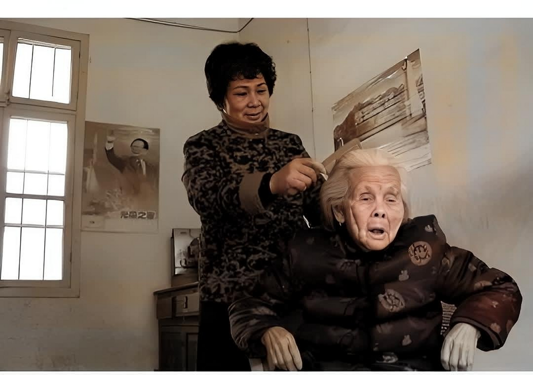 2008年,115岁高龄的红色军嫂陈发姑溘然离世,留下了75双崭新的布鞋