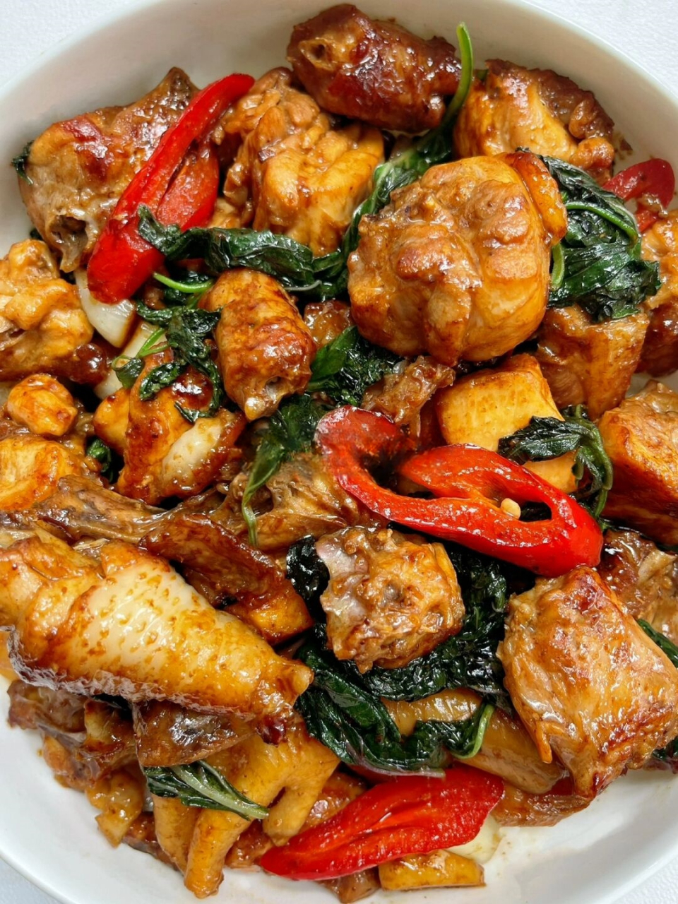 独特的鸡肉烹饪方法,百次尝试后的成果  紫苏干煎鸡是一道充满独特