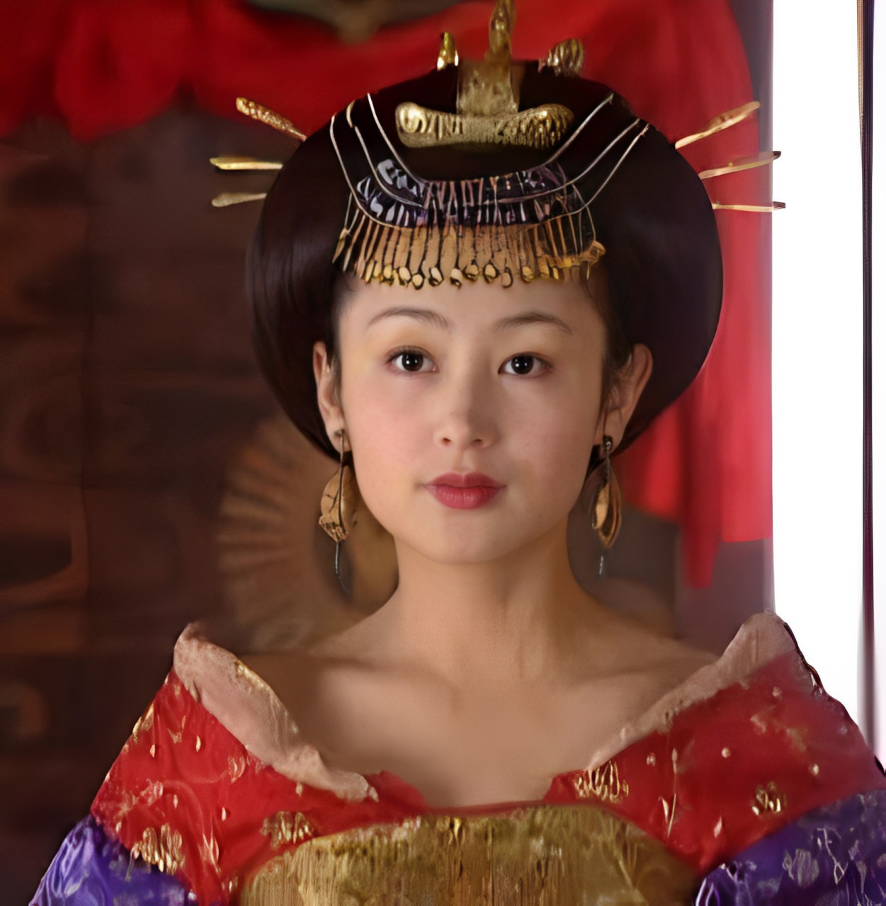 新婚之夜,太平公主在薛绍耳边说:"嫁给你吧,我会和你白头偕老!