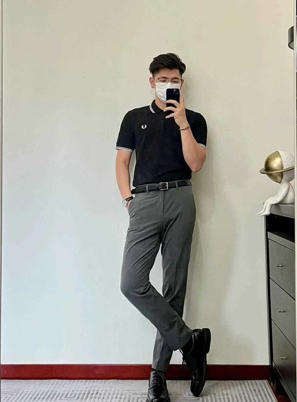 衫灰色西裤德比鞋 男士夏日职场穿搭除了衬衣,搭配最高的应该是polo衫