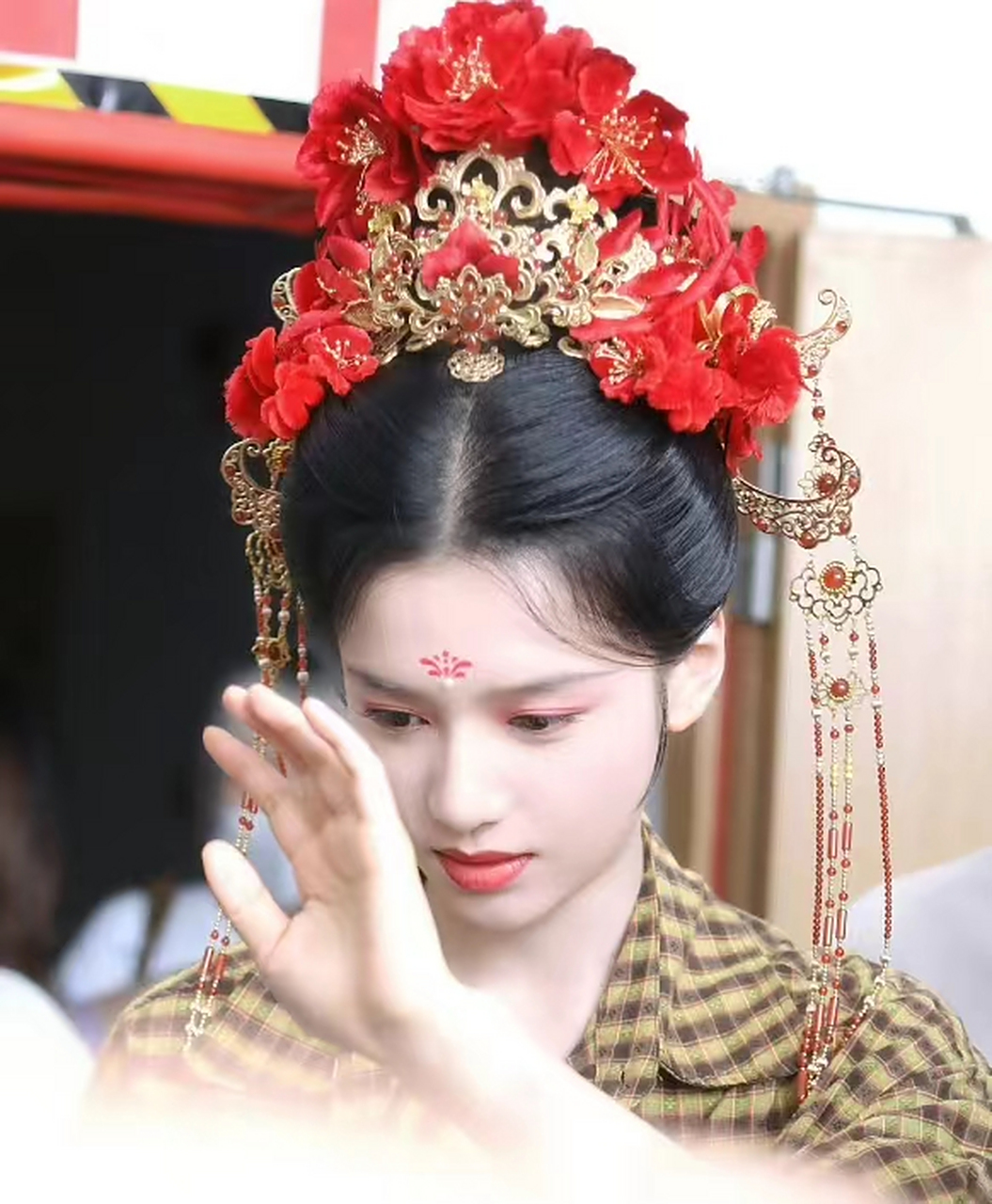 知道张靖仪骨相好,没想到古装扮相这么好看