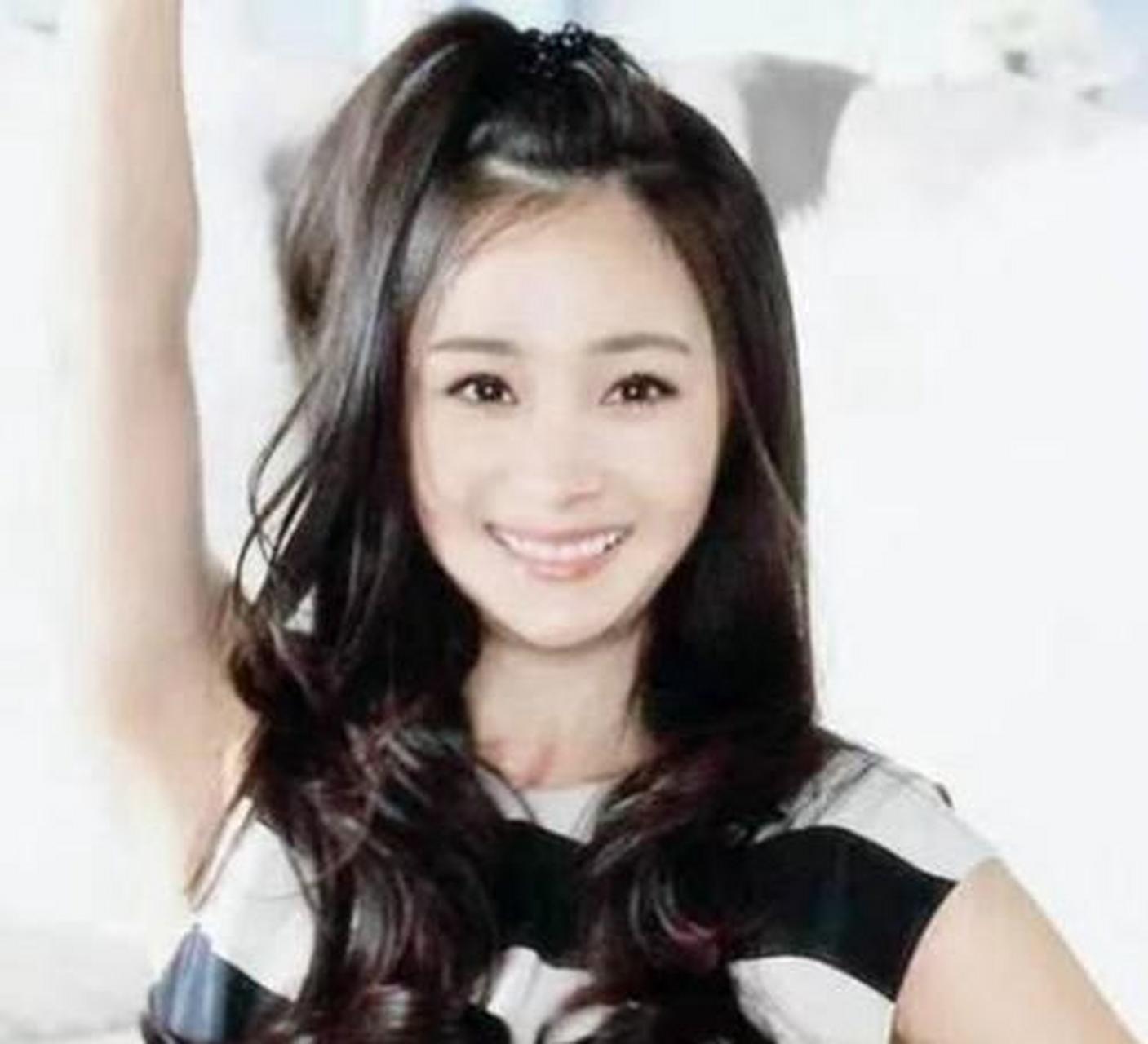 gif创作人# 四大一线女星扎苹果头,赵丽颖,迪丽热巴可爱,图4美出新