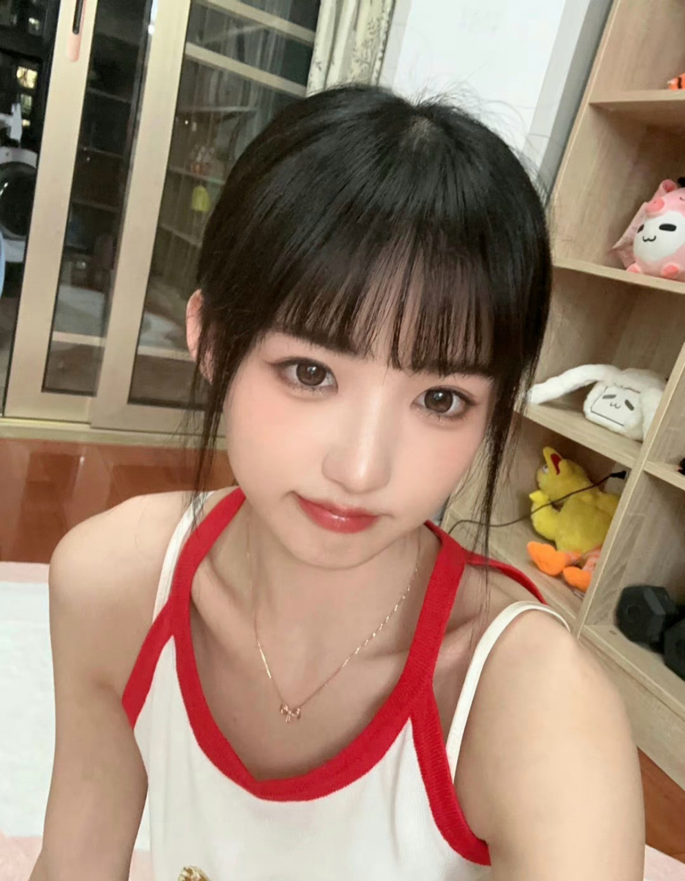 校花美女:兔总裁- 天蝎座小姐姐