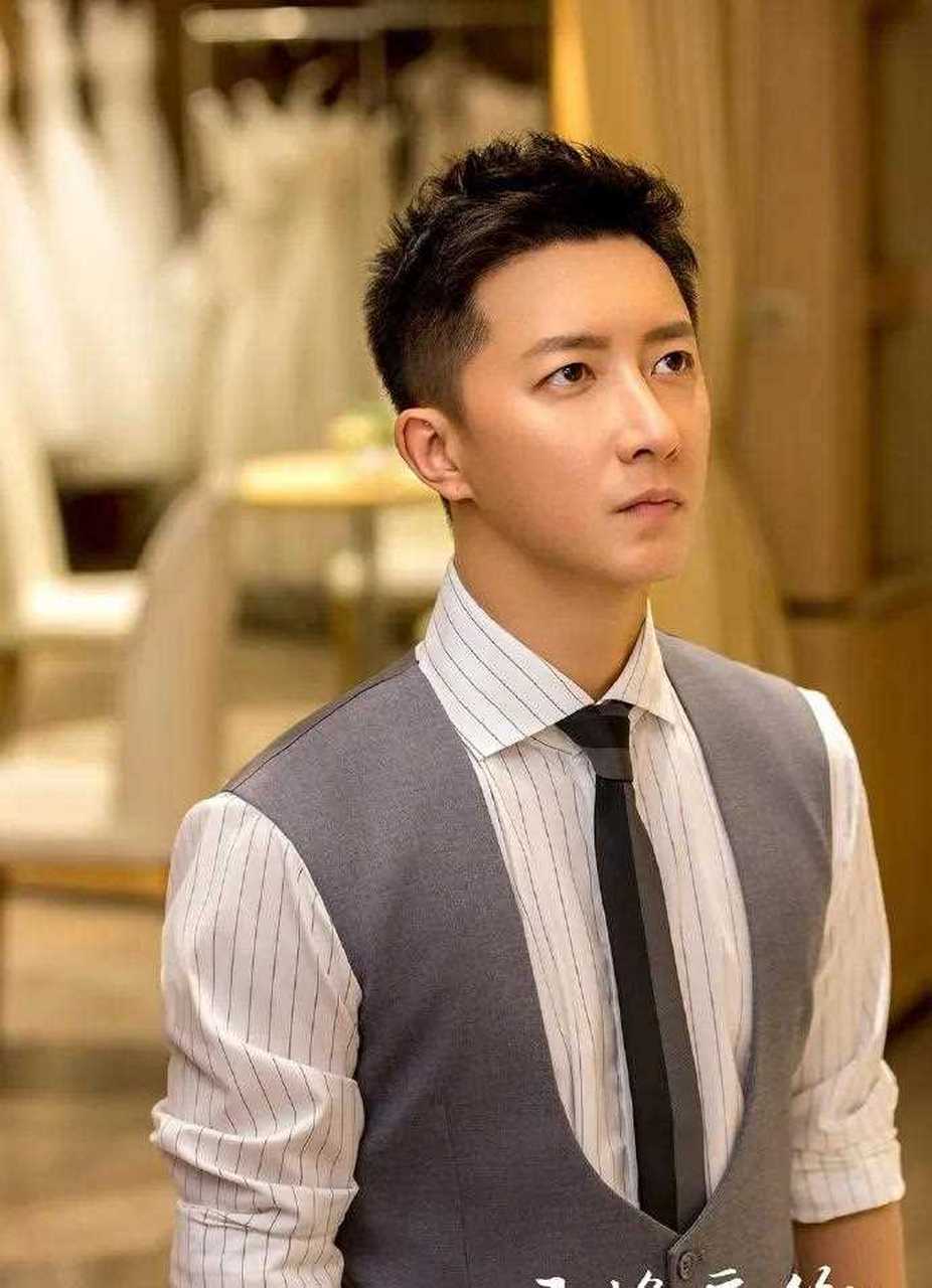 韩庚我采访过本人,确实很帅,但他这个关羽扮相跟武圣人不能说一模一