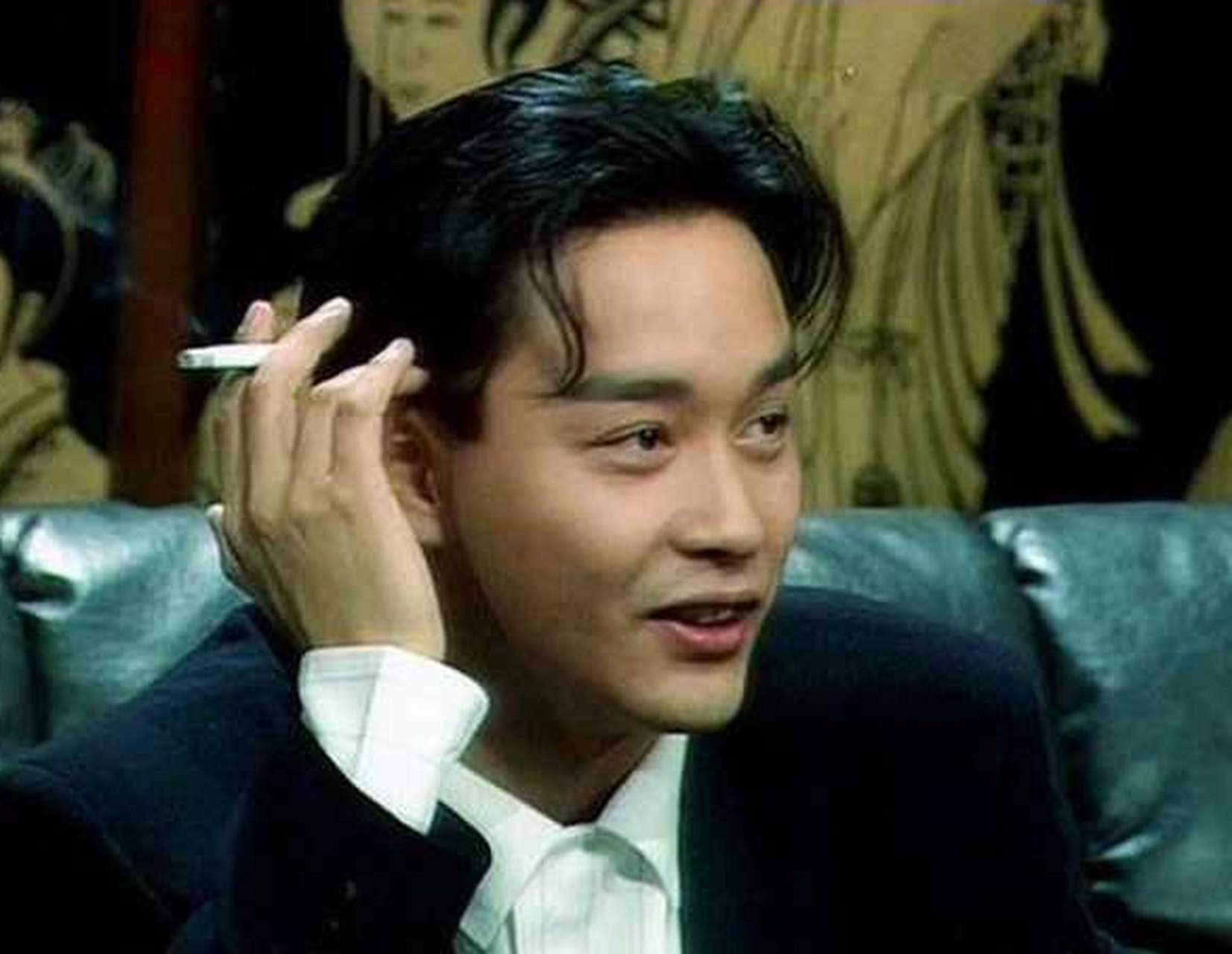 有一次,在节目《今夜不设防》上,当主持人问张国荣感情的事时,张国荣